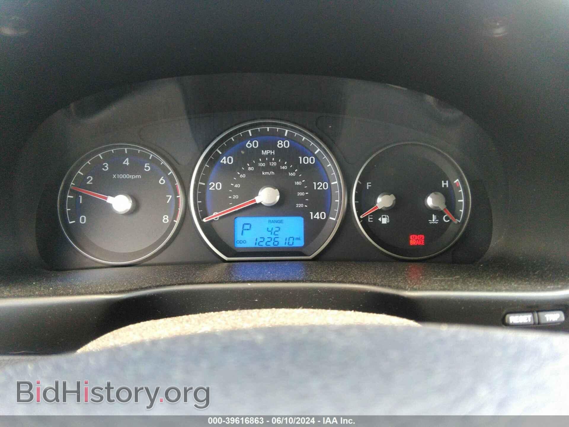 2010 HYUNDAI SANTA FE - VIN: 5NMSGDAB5AH413626 - Фото 7