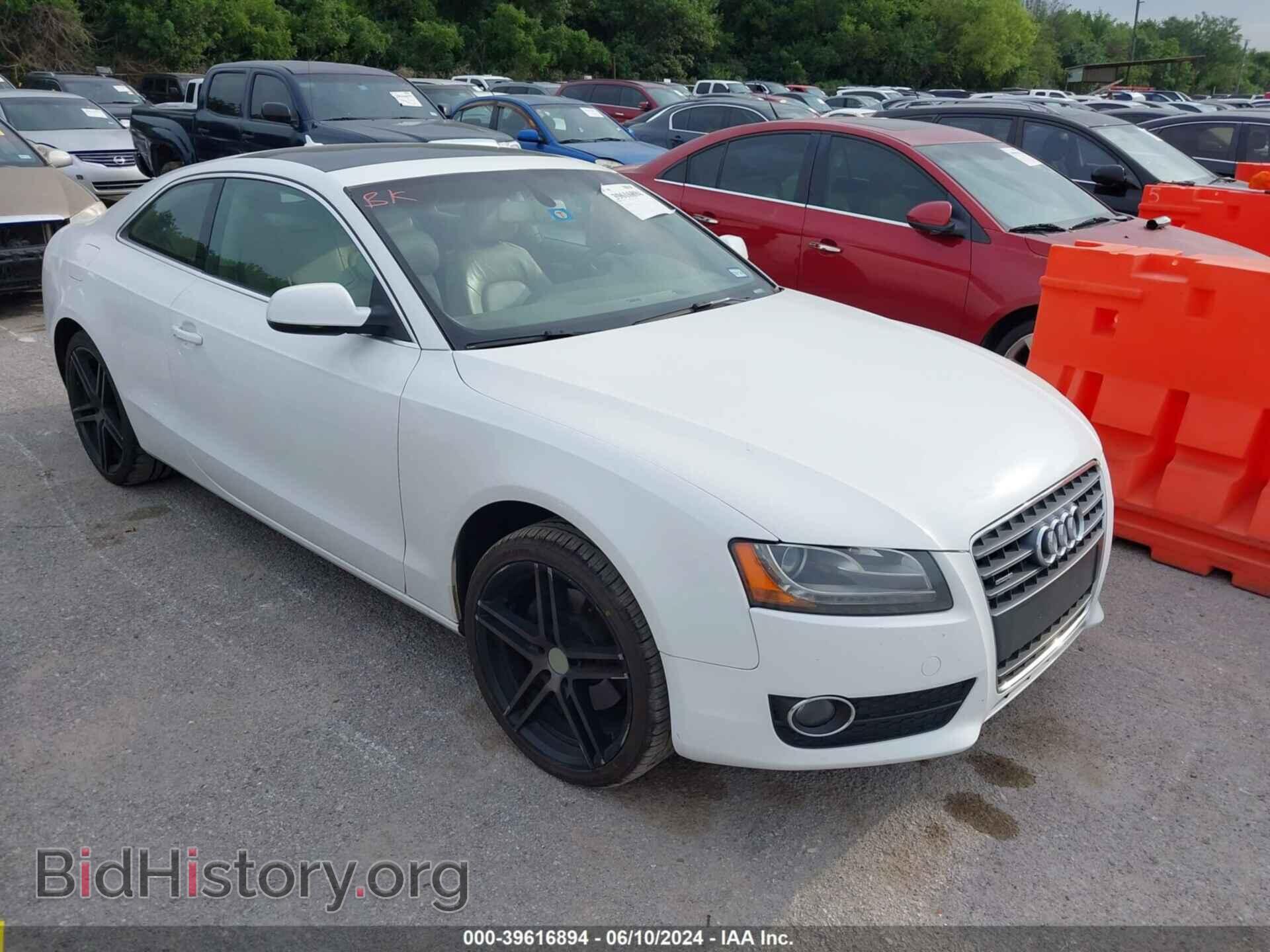 Фотография WAULFAFRXAA010180 - AUDI A5 2010