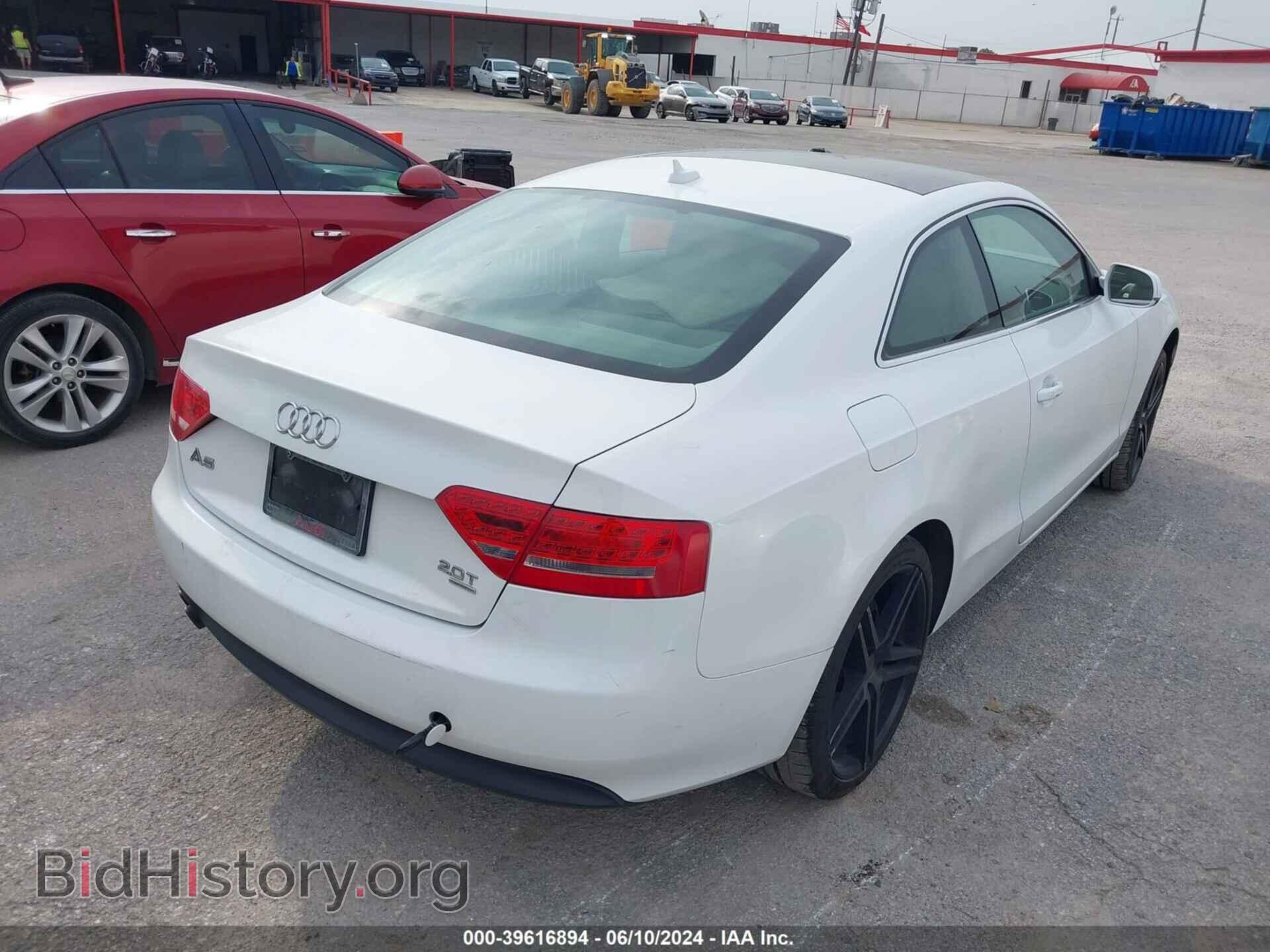2010 AUDI A5 - VIN: WAULFAFRXAA010180 - Фото 4
