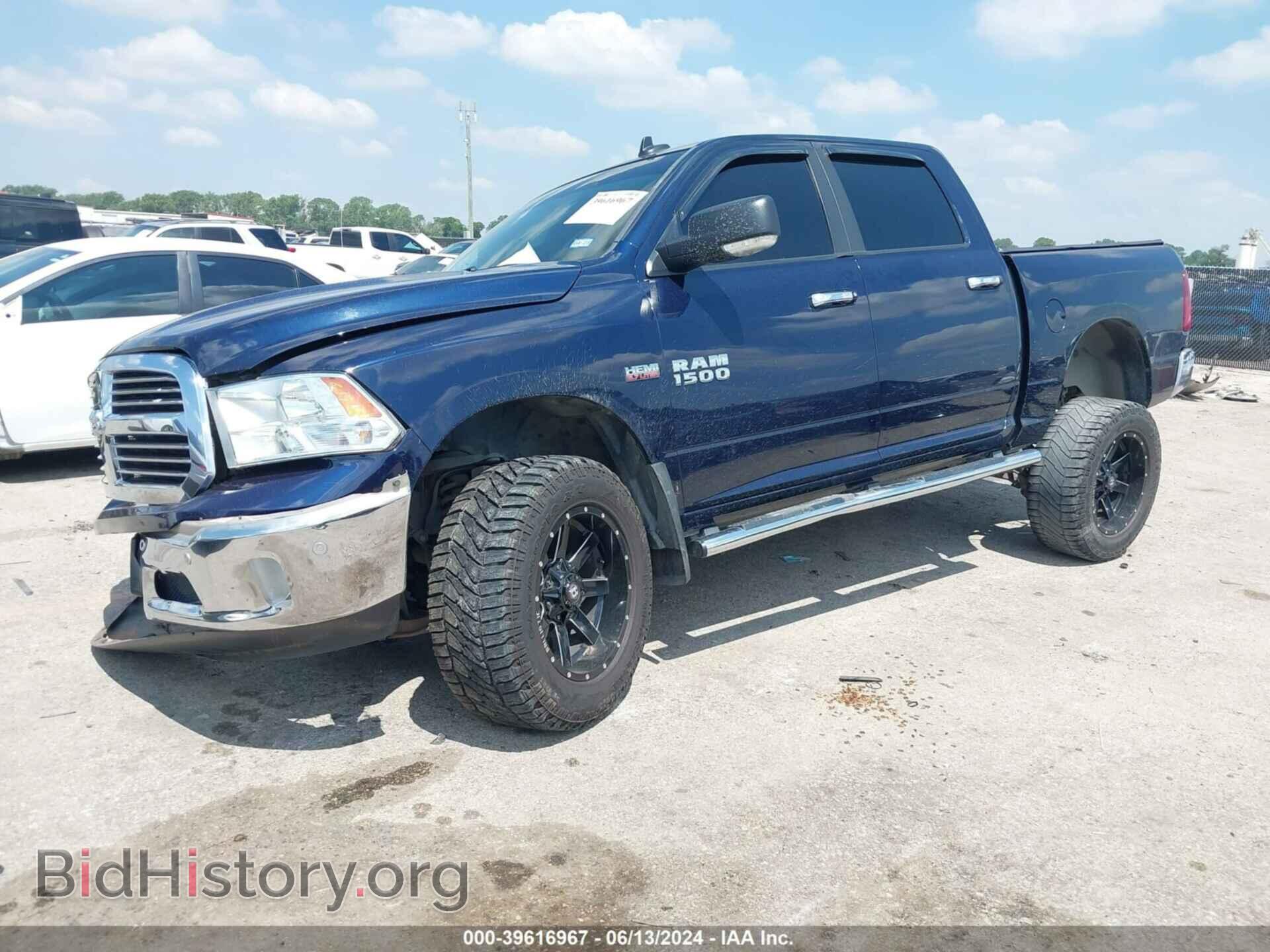 2016 RAM 1500 - VIN: 3C6RR7LT8GG191059 - Фото 2