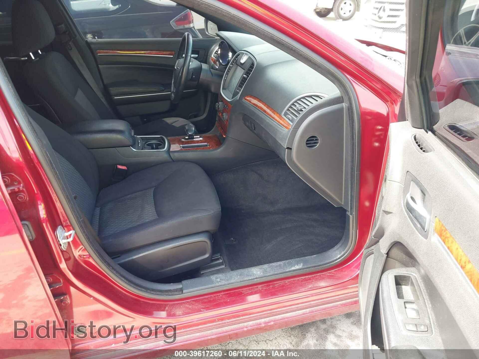 2012 CHRYSLER 300 - VIN: 2C3CCAAG3CH261407 - Фото 5