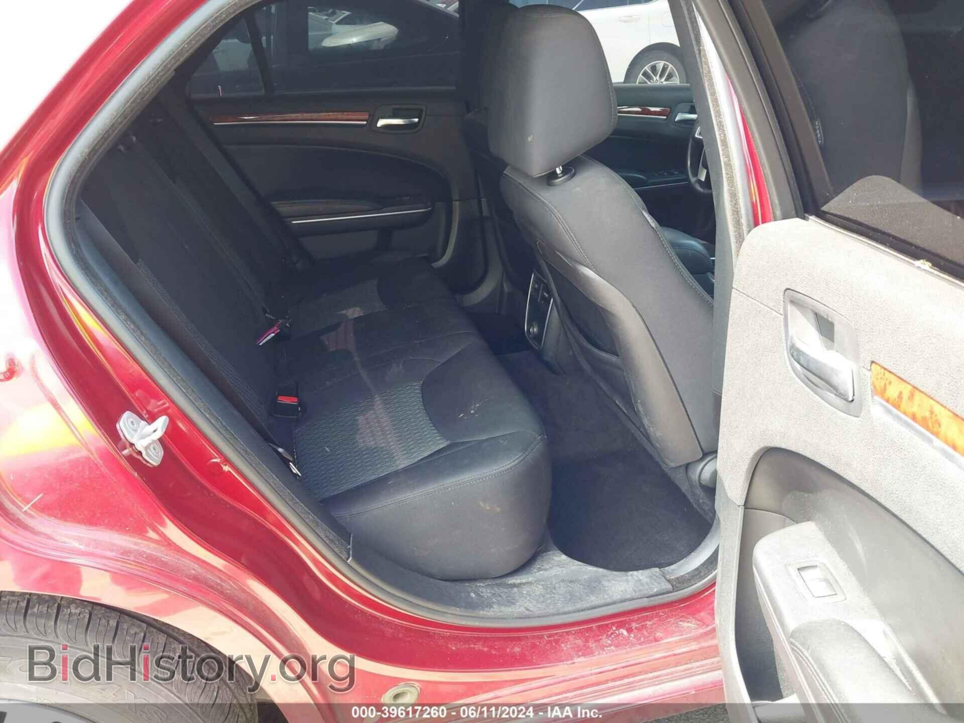 2012 CHRYSLER 300 - VIN: 2C3CCAAG3CH261407 - Фото 8