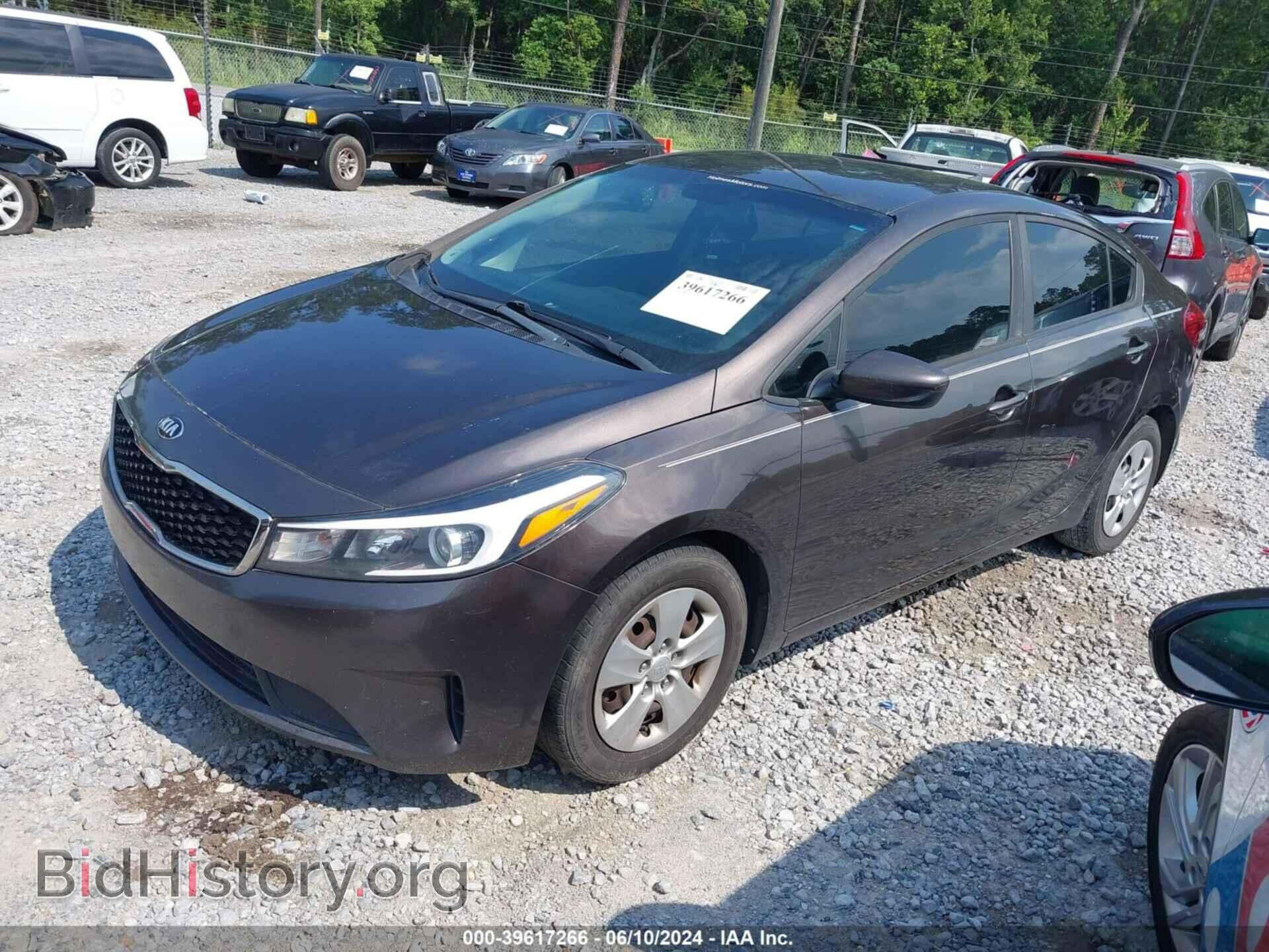 2018 KIA FORTE - VIN: 3KPFL4A75JE182470 - Фото 2