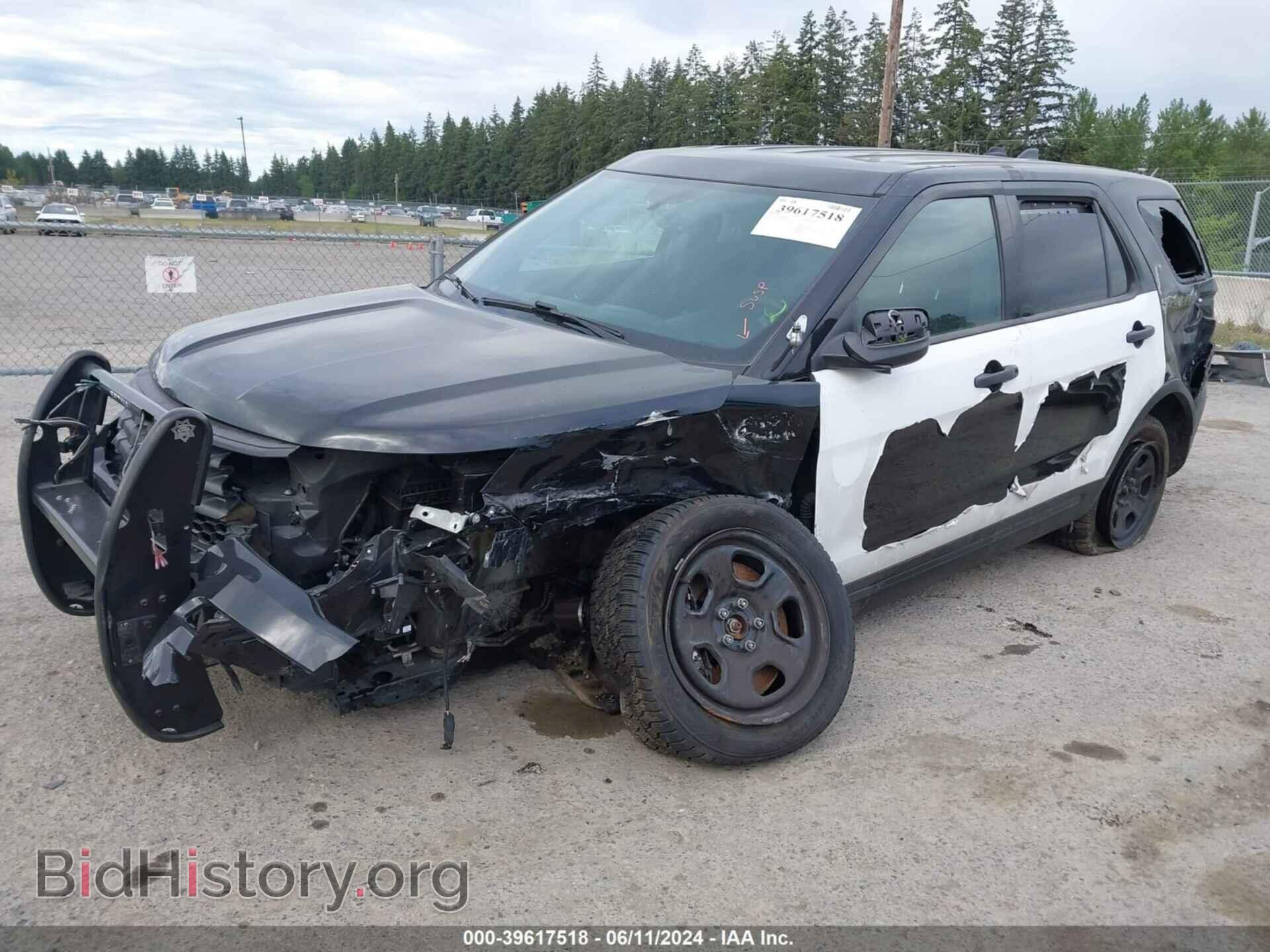 2018 FORD POLICE INTERCEPTOR UTILITY - VIN: 1FM5K8AR9JGB47532 - Фото 2