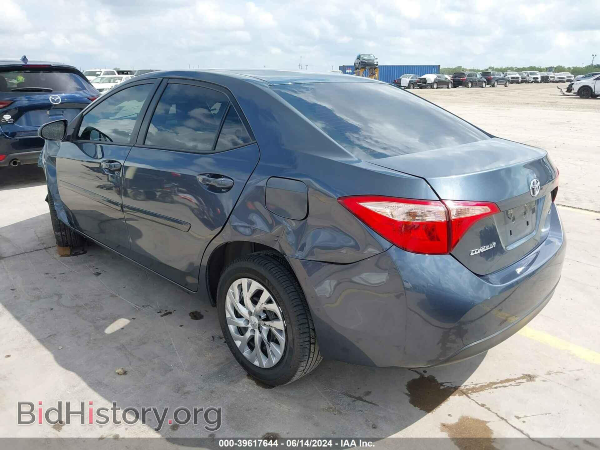 2017 TOYOTA COROLLA - VIN: 5YFBURHE2HP643758 - Фото 3