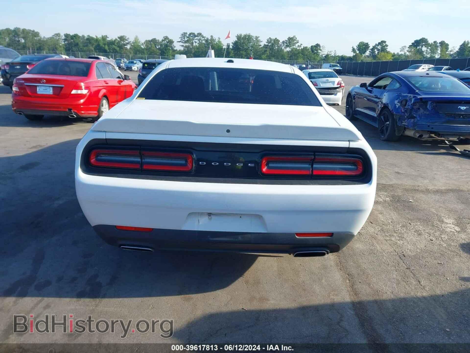 2018 DODGE CHALLENGER - VIN: 2C3CDZAG8JH127968 - Photo 16