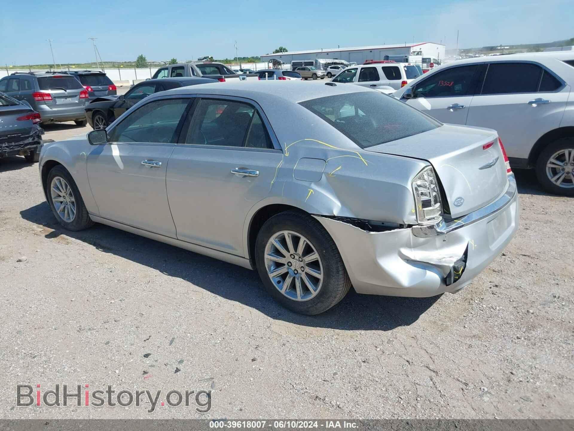 2012 CHRYSLER 300 - VIN: 2C3CCACG8CH308007 - Фото 3