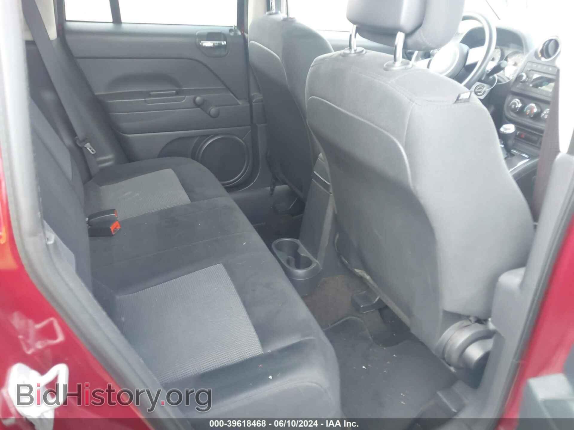 2014 JEEP COMPASS - VIN: 1C4NJCBB0ED648554 - Photo 8