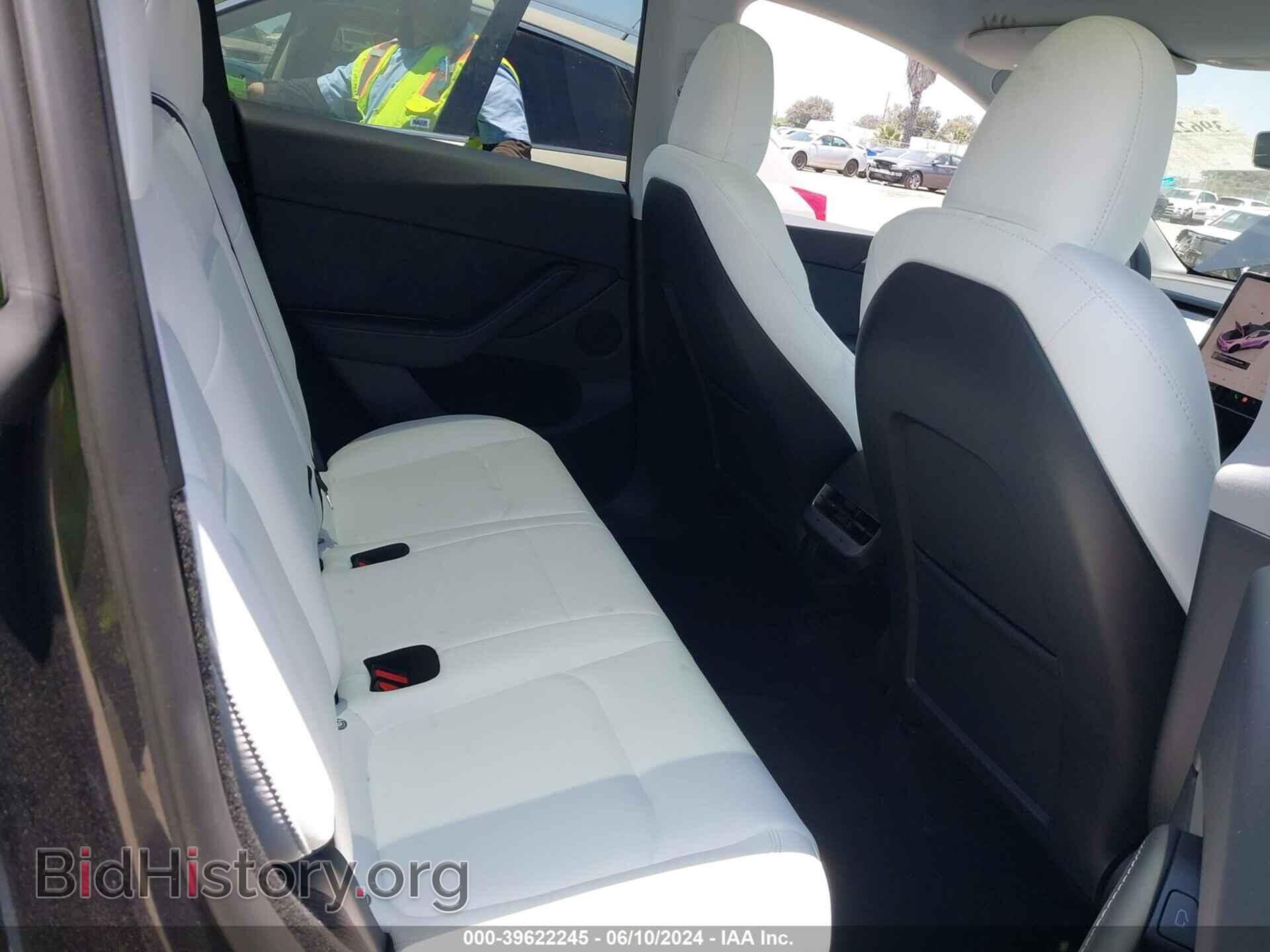 2024 TESLA MODEL Y - VIN: 7SAYGDED0RF025001 - Фото 8