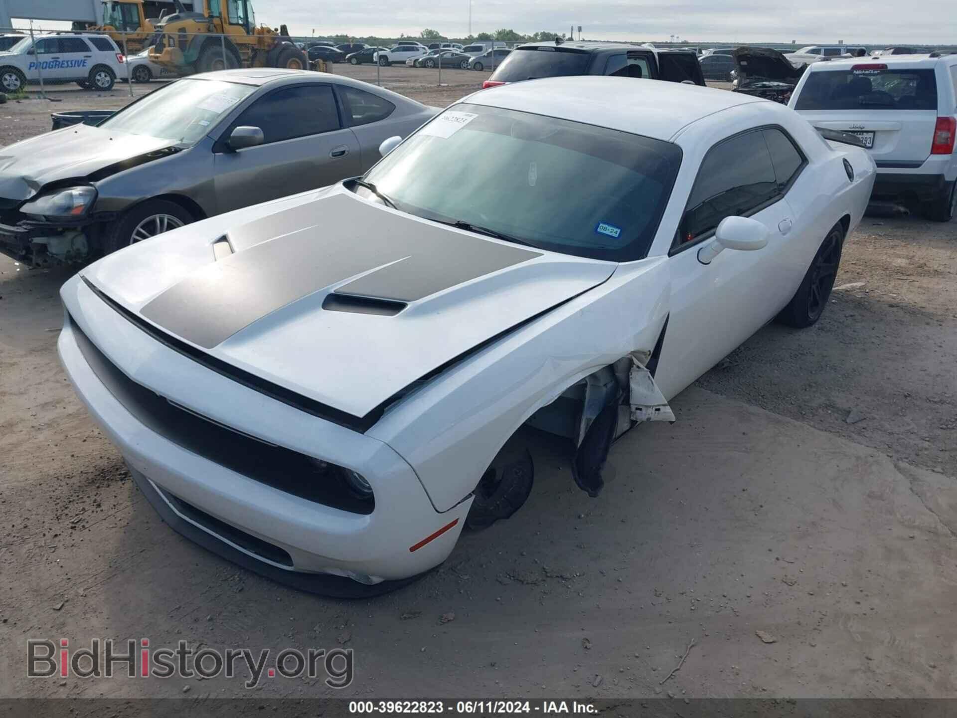 2018 DODGE CHALLENGER - VIN: 2C3CDZAG4JH321820 - Photo 2