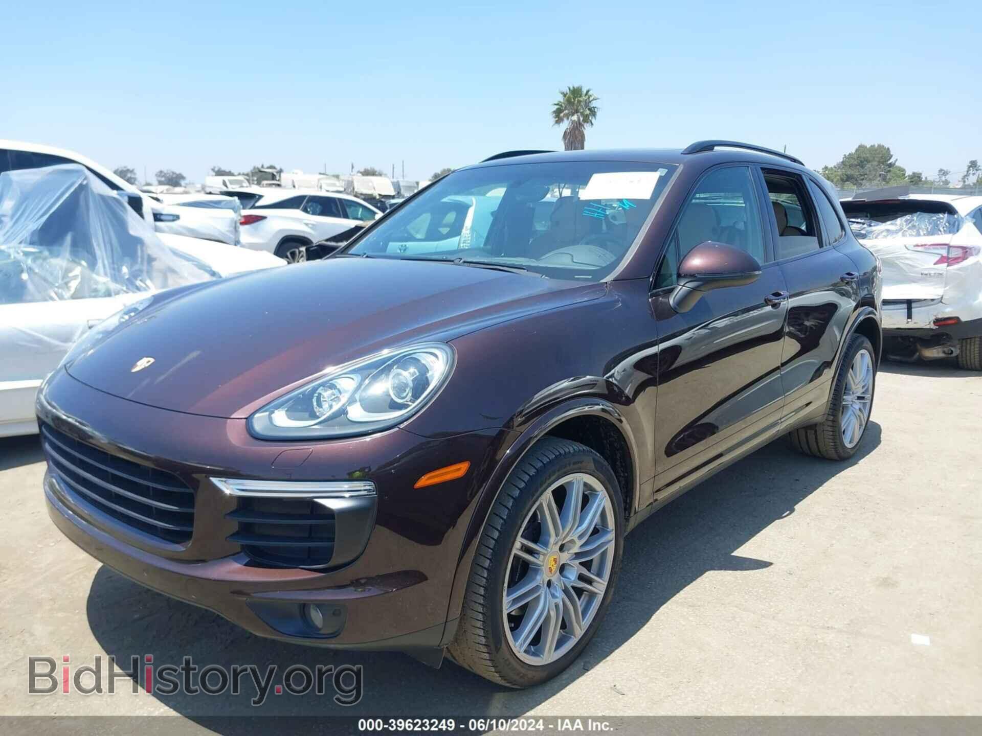 2018 PORSCHE CAYENNE - VIN: WP1AA2A25JKA07060 - Фото 2