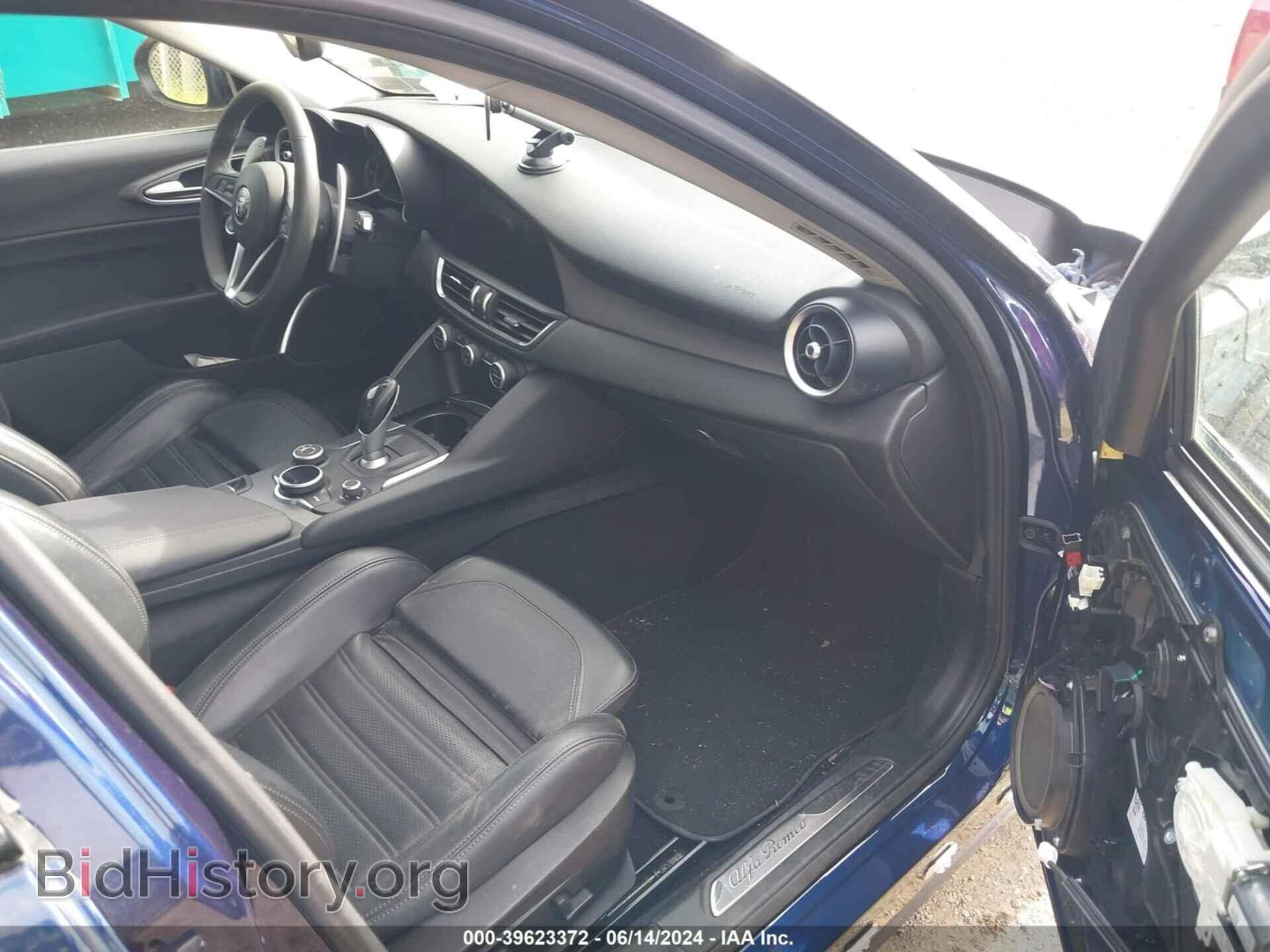 2017 ALFA ROMEO GIULIA - VIN: ZARFAECN5H7557121 - Фото 5