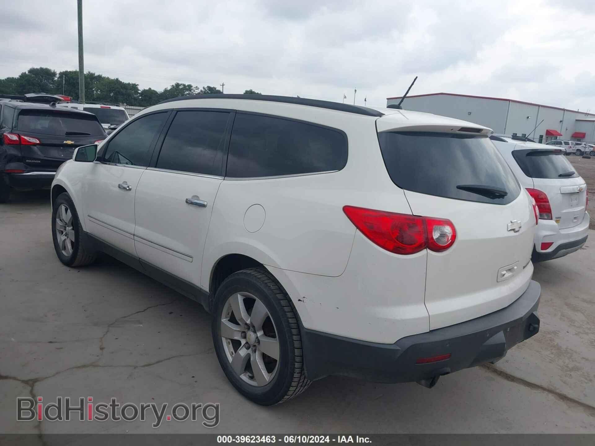 2012 CHEVROLET TRAVERSE - VIN: 1GNKRLED7CJ176142 - Фото 3