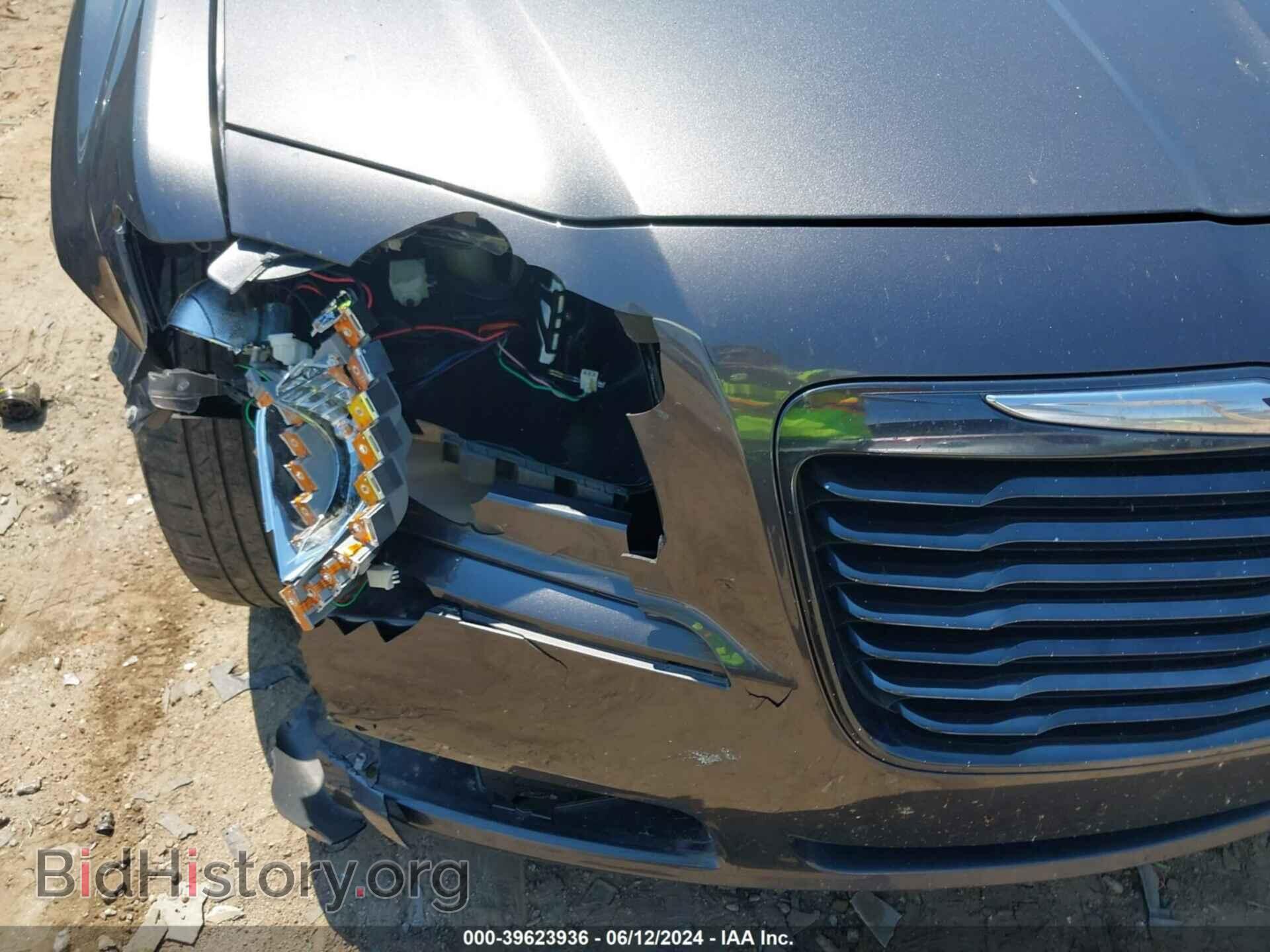 2014 CHRYSLER 300 - VIN: 2C3CCAGG8EH311955 - Фото 6