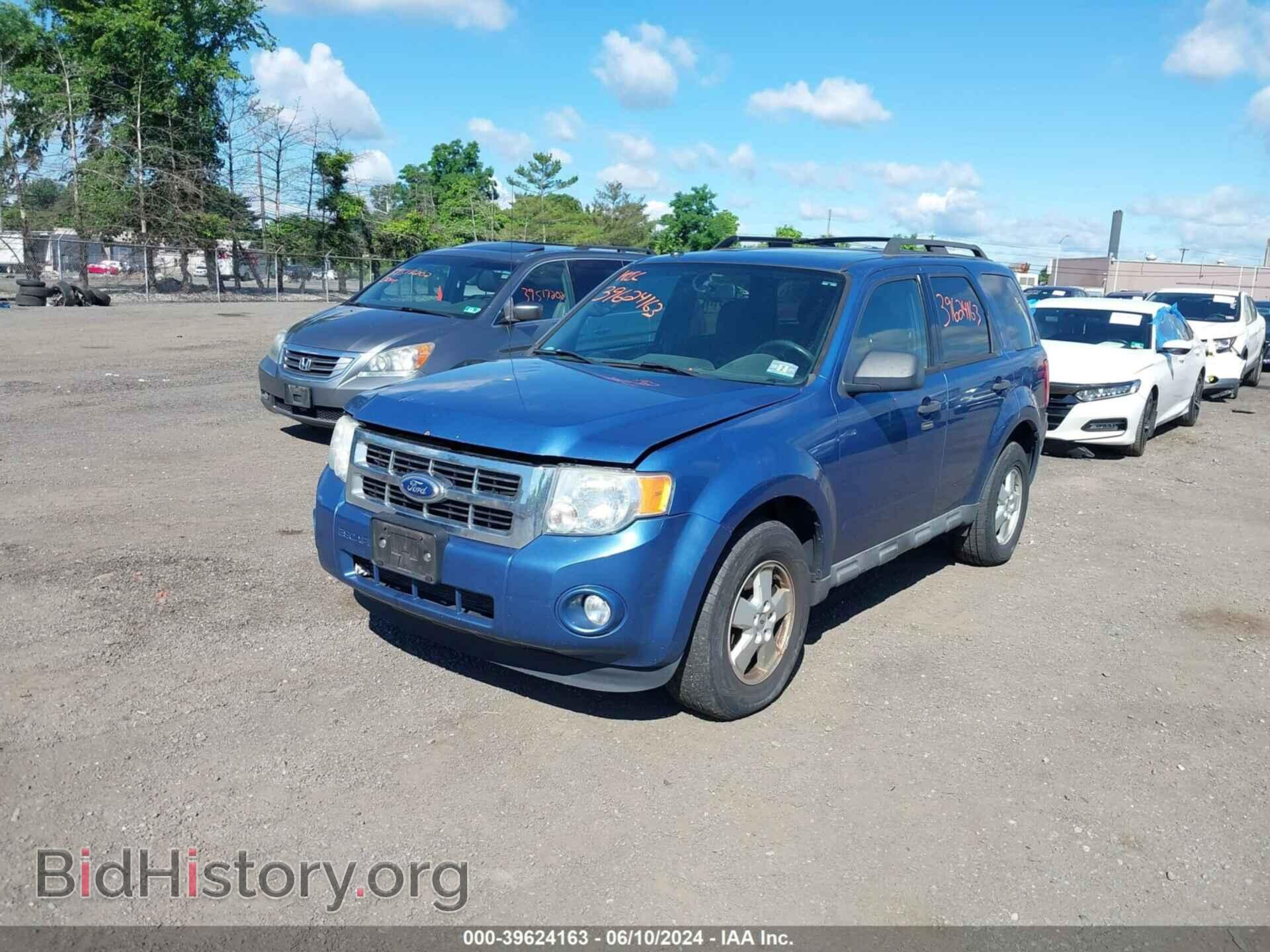 2010 FORD ESCAPE - VIN: 1FMCU9D72AKB81522 - Фото 2