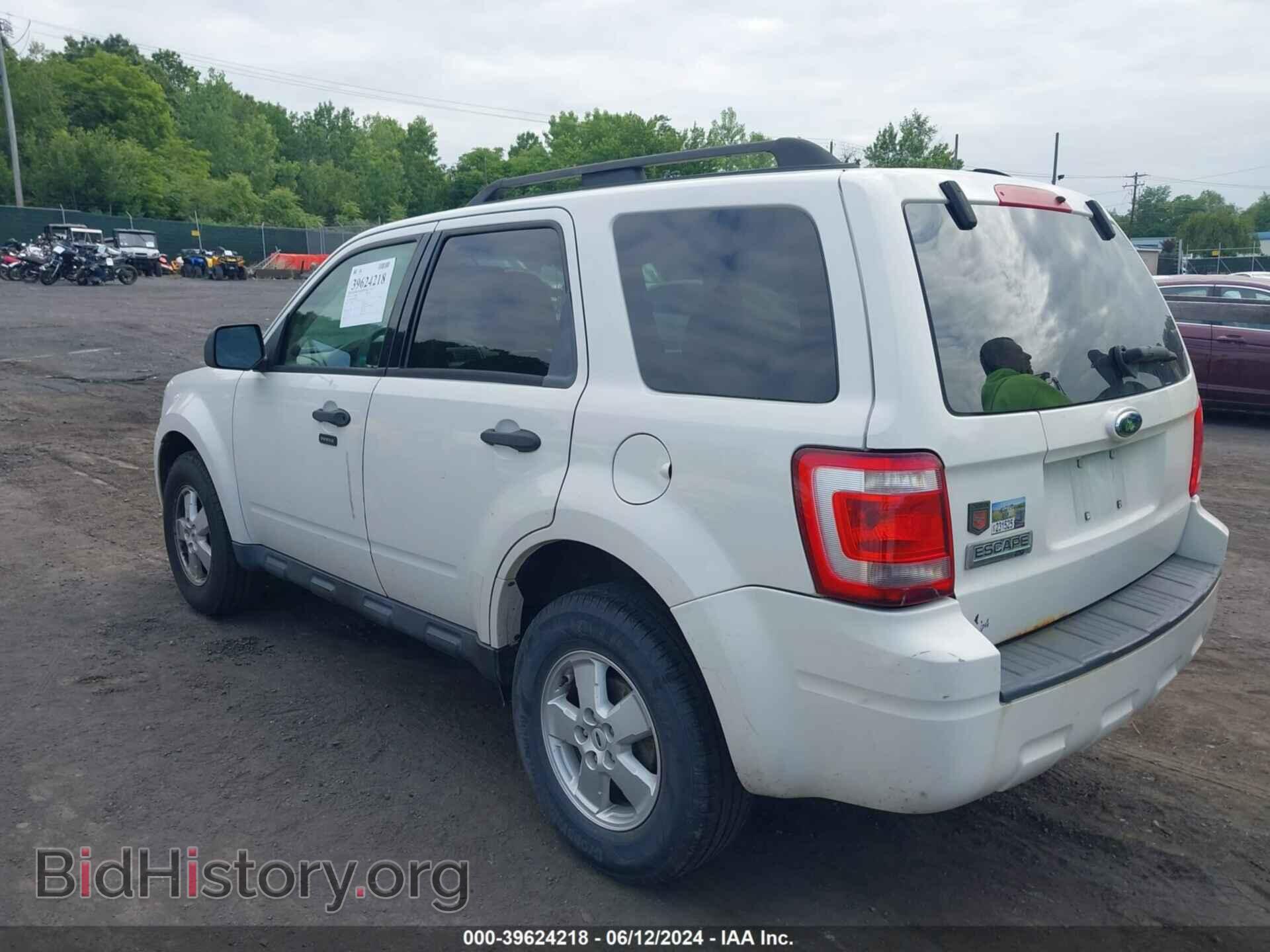 2009 FORD ESCAPE - VIN: 1FMCU03799KA25874 - Фото 3