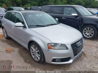 2012 Audi A3 2.0T Premium, серебристый — VIN WAUBEAFM8CA166420, IAAI