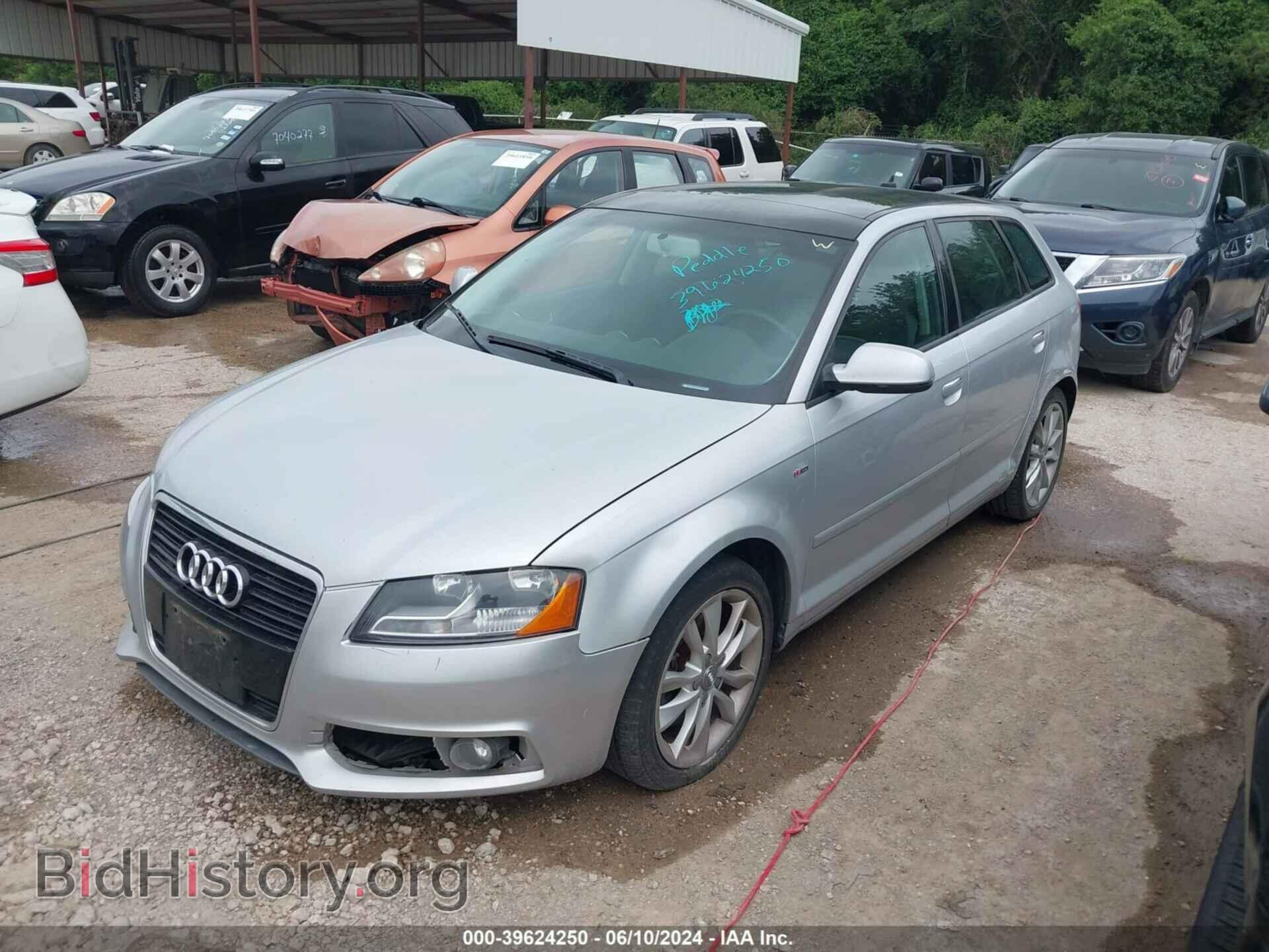 2012 AUDI A3 - VIN: WAUBEAFM8CA166420 - Фото 2