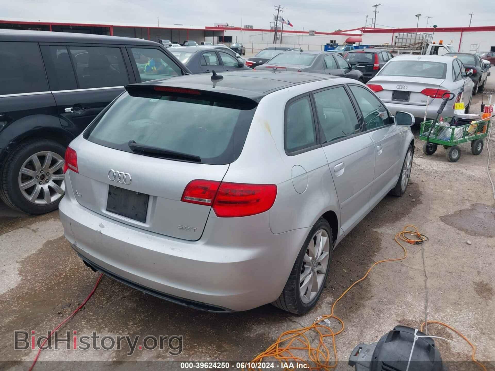 2012 AUDI A3 - VIN: WAUBEAFM8CA166420 - Фото 4