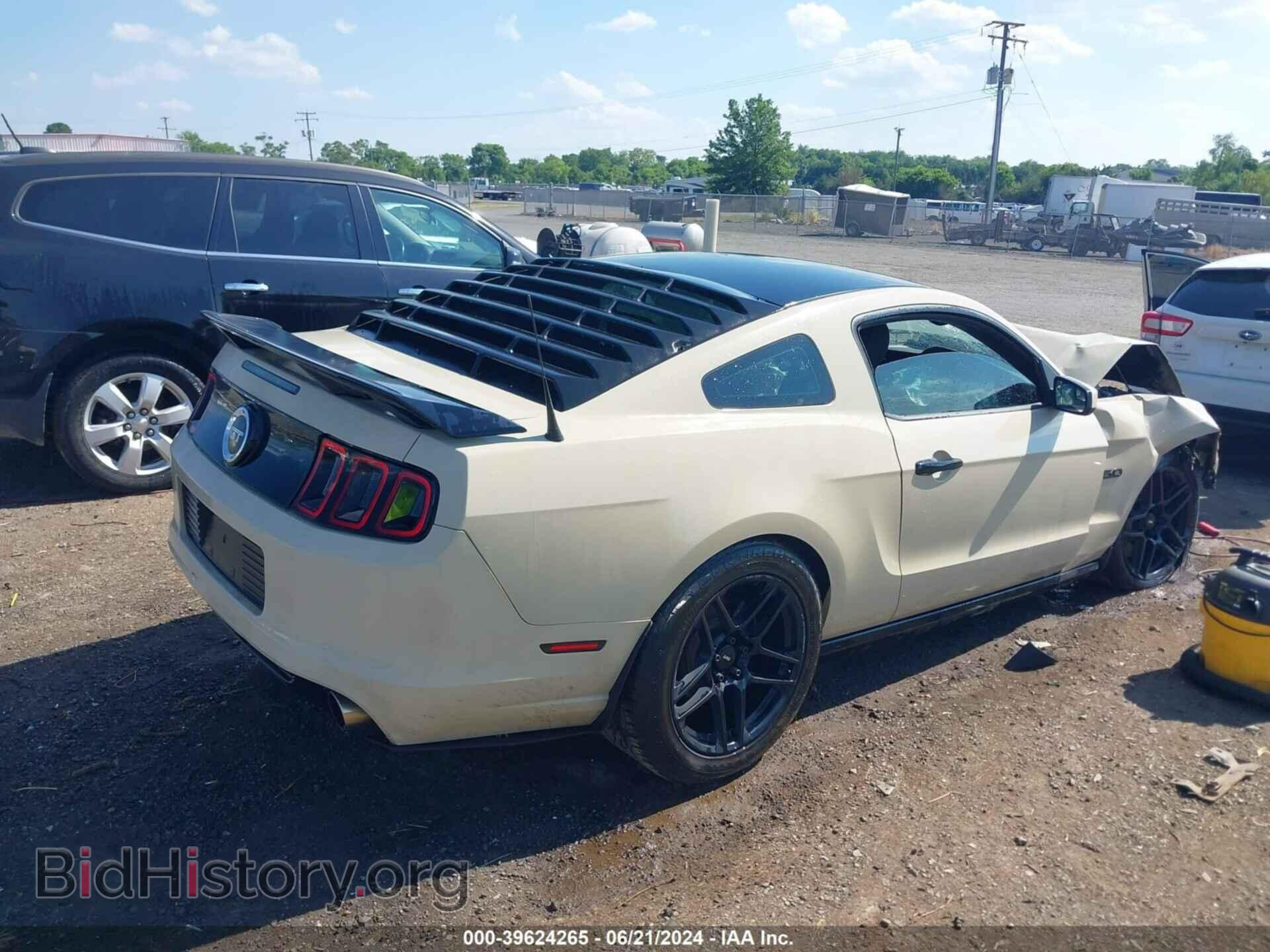 2014 FORD MUSTANG - VIN: 1ZVBP8CF0E5308277 - Фото 4