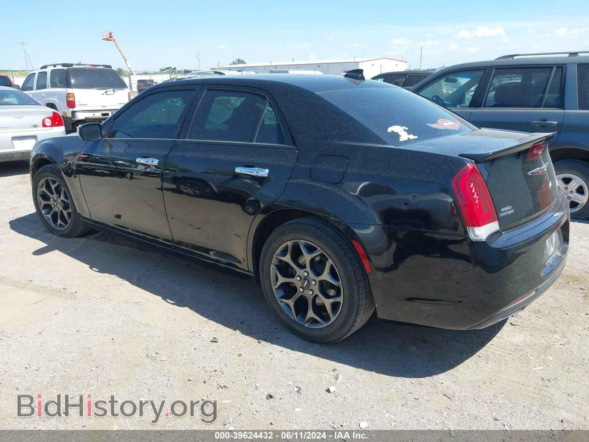 2017 CHRYSLER 300 - VIN: 2C3CCAGG6HH540400 - Фото 3