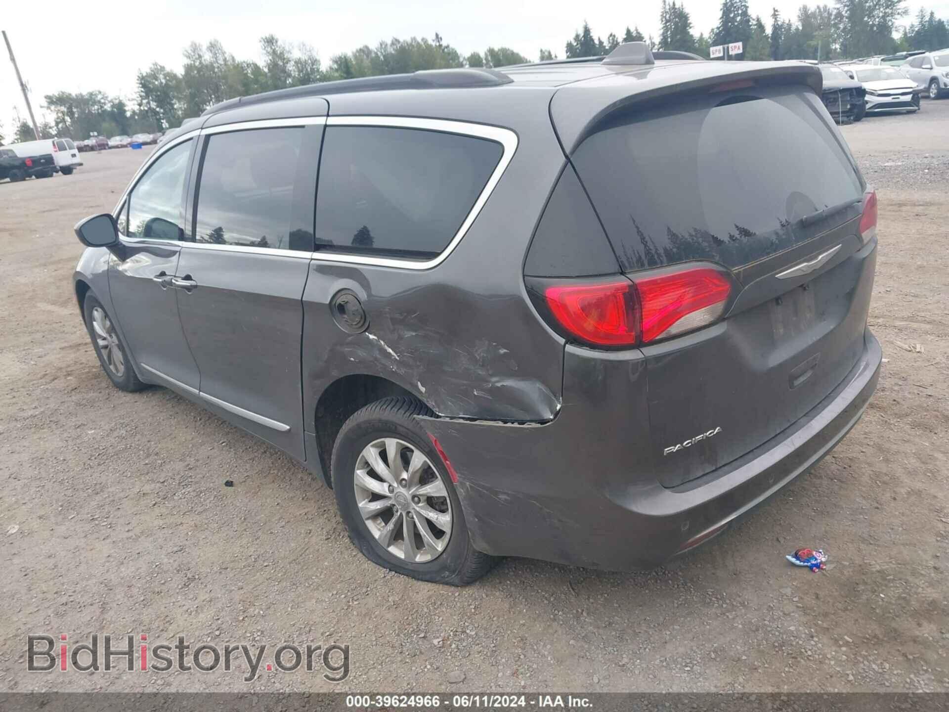 2017 CHRYSLER PACIFICA - VIN: 2C4RC1BGXHR576050 - Photo 3