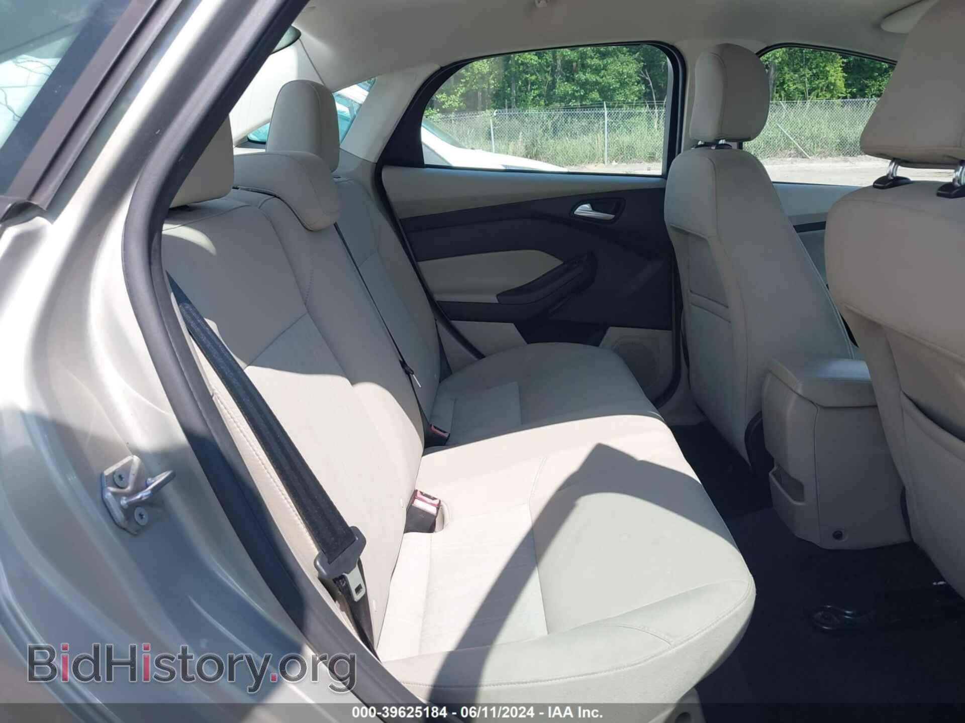 2016 FORD FOCUS - VIN: 1FADP3F21GL201203 - Photo 8