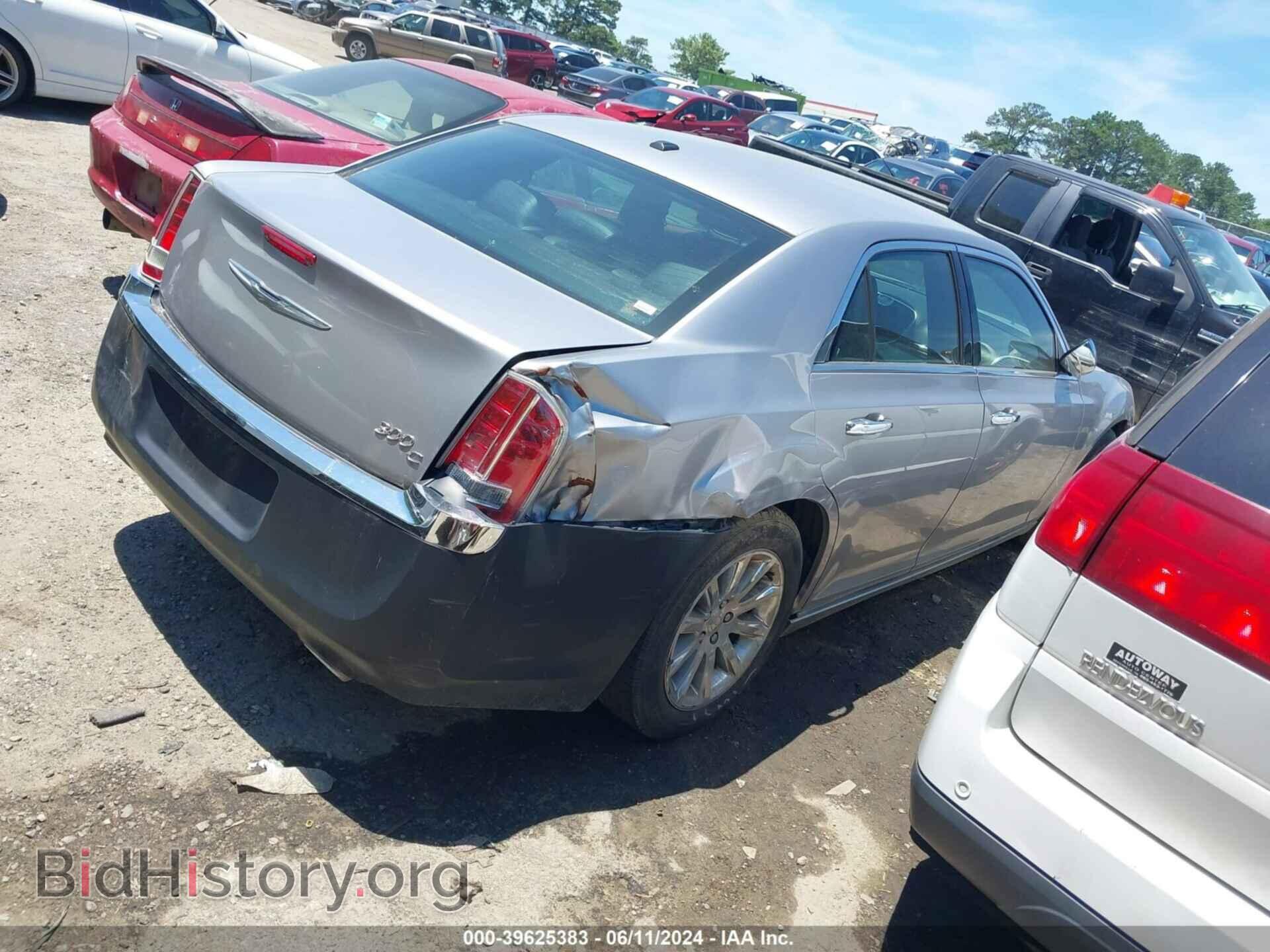 2013 CHRYSLER 300C - VIN: 2C3CCAET4DH572241 - Фото 4
