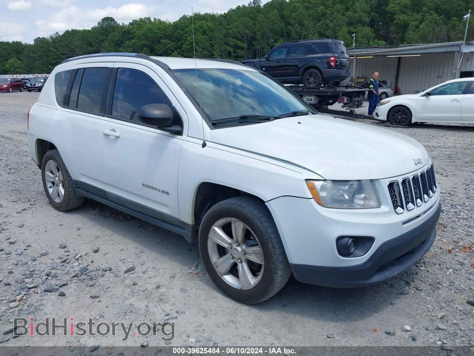 Photo 1C4NJCBA9CD523637 - JEEP COMPASS 2012