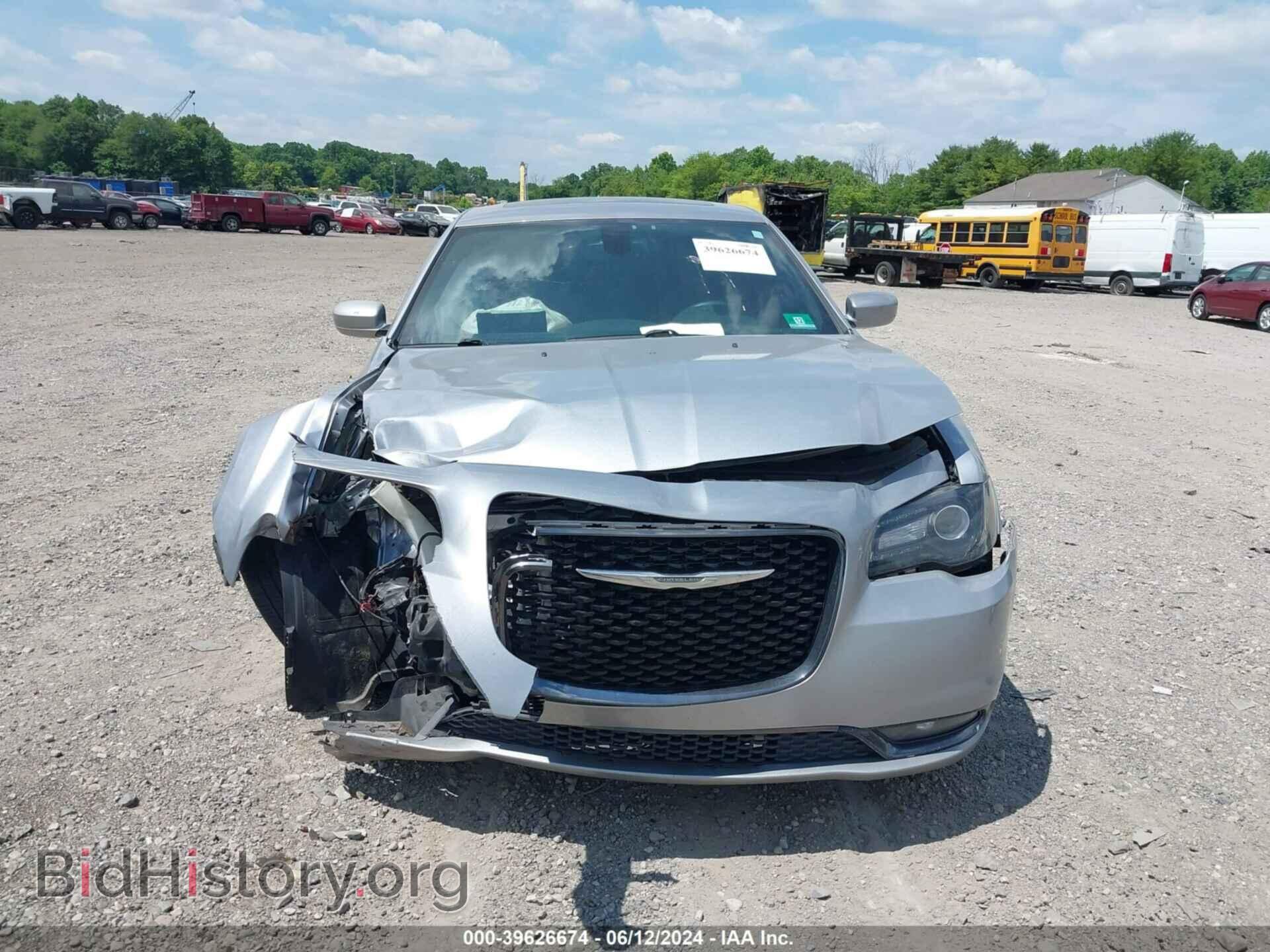 2015 CHRYSLER 300 - VIN: 2C3CCAGG4FH787184 - Фото 12