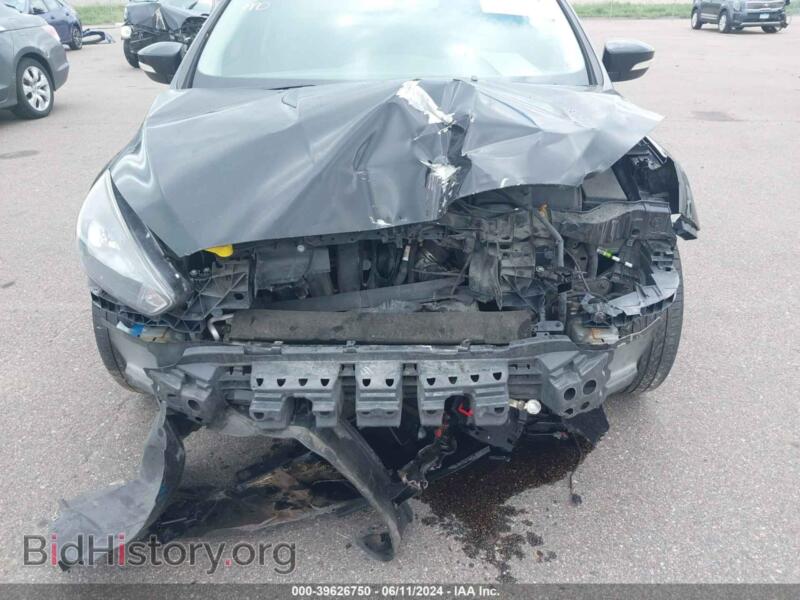 2017 Ford FOCUS (VIN 1FADP3H29HL271028) — photo 6 of 17