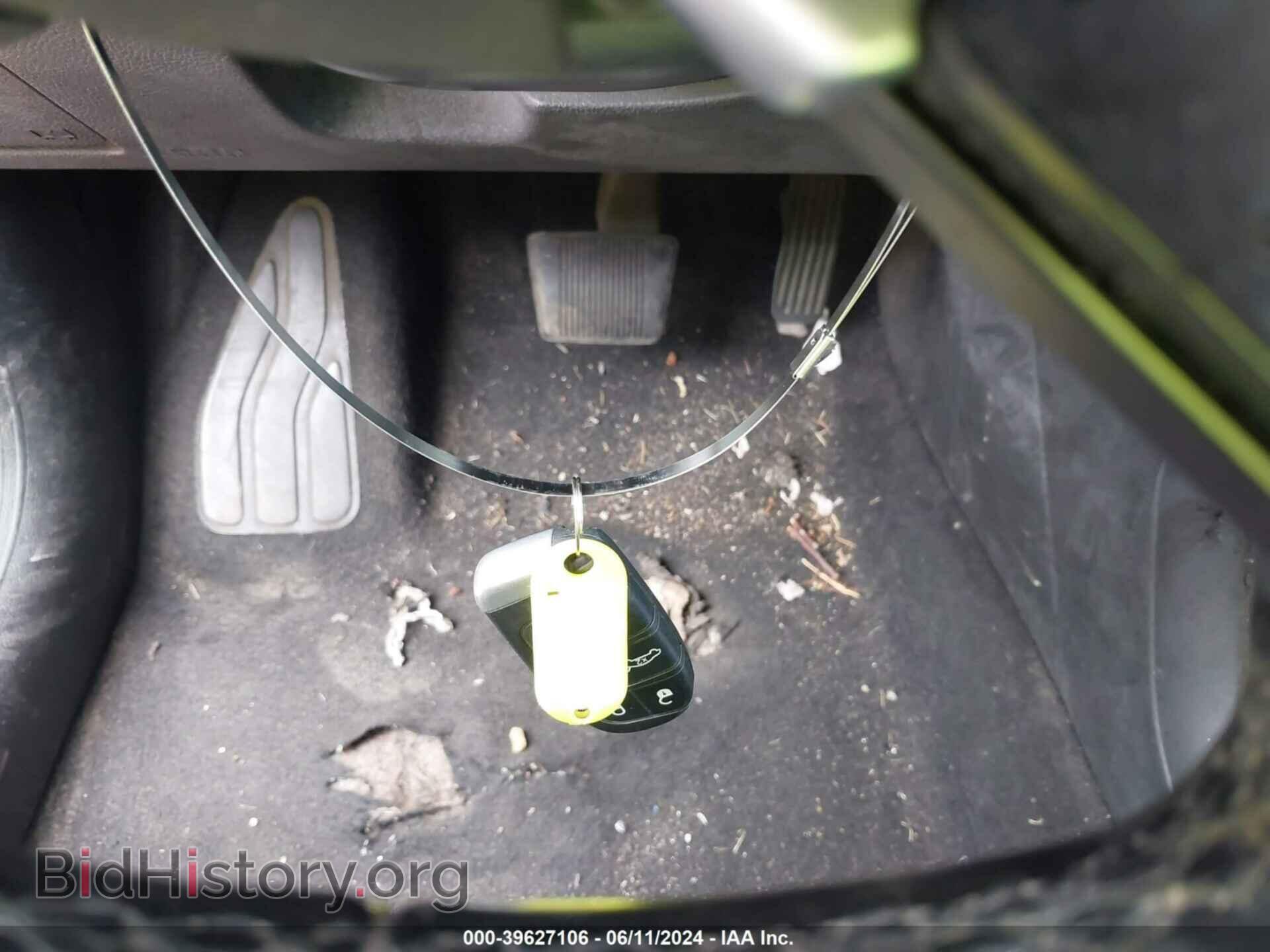 2015 CHRYSLER 200 - VIN: 1C3CCCAB5FN607436 - Фото 11