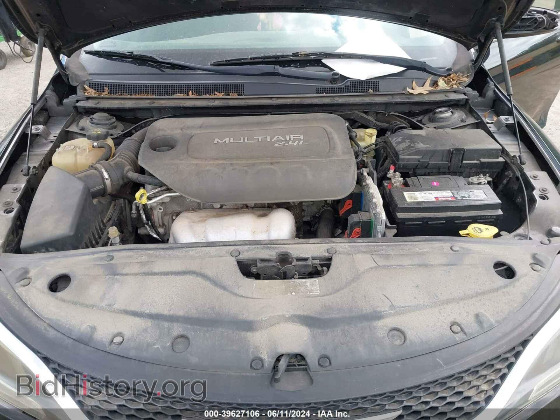2015 CHRYSLER 200 - VIN: 1C3CCCAB5FN607436 - Фото 10