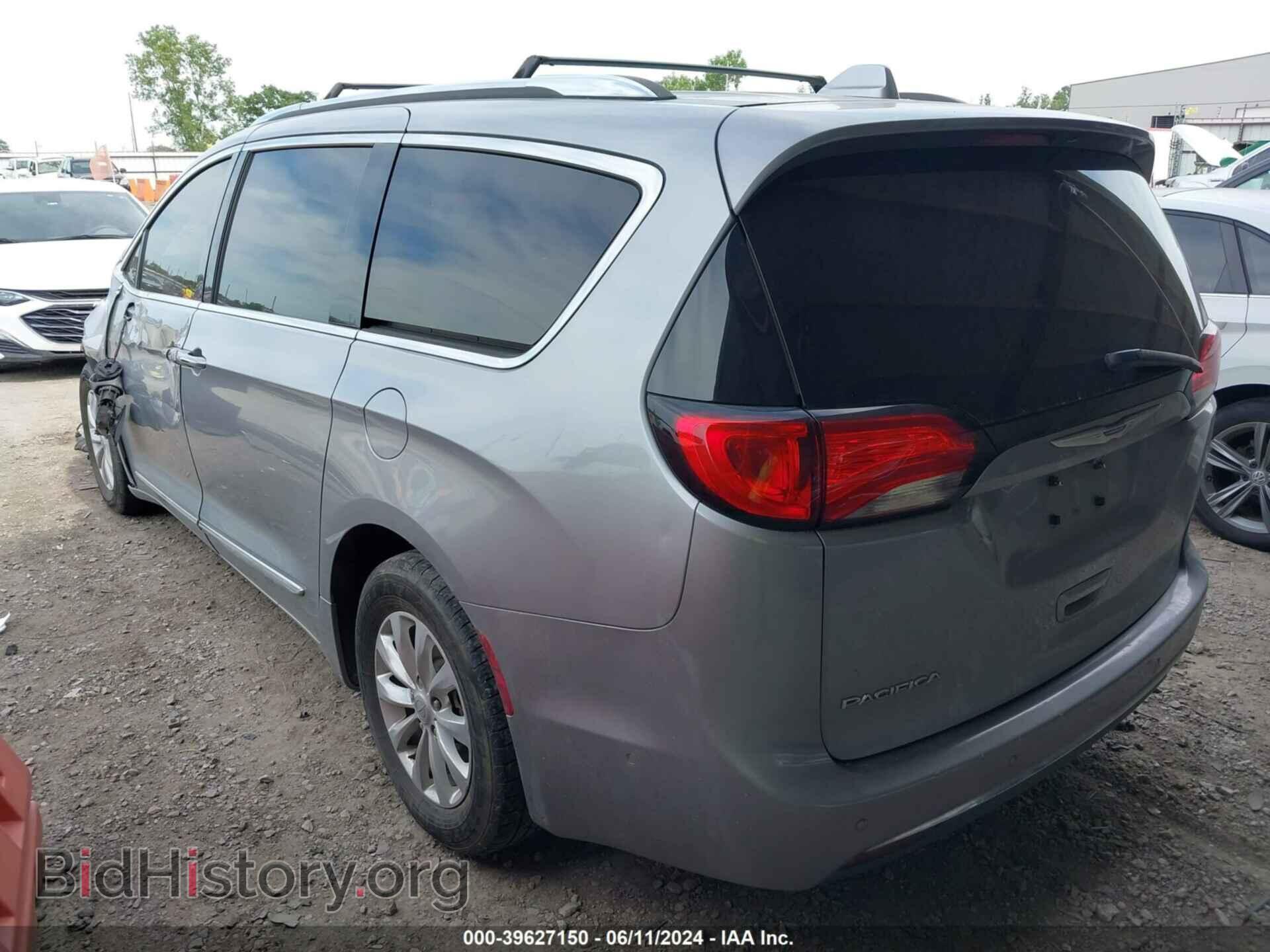 2018 CHRYSLER PACIFICA - VIN: 2C4RC1BG3JR314733 - Фото 2