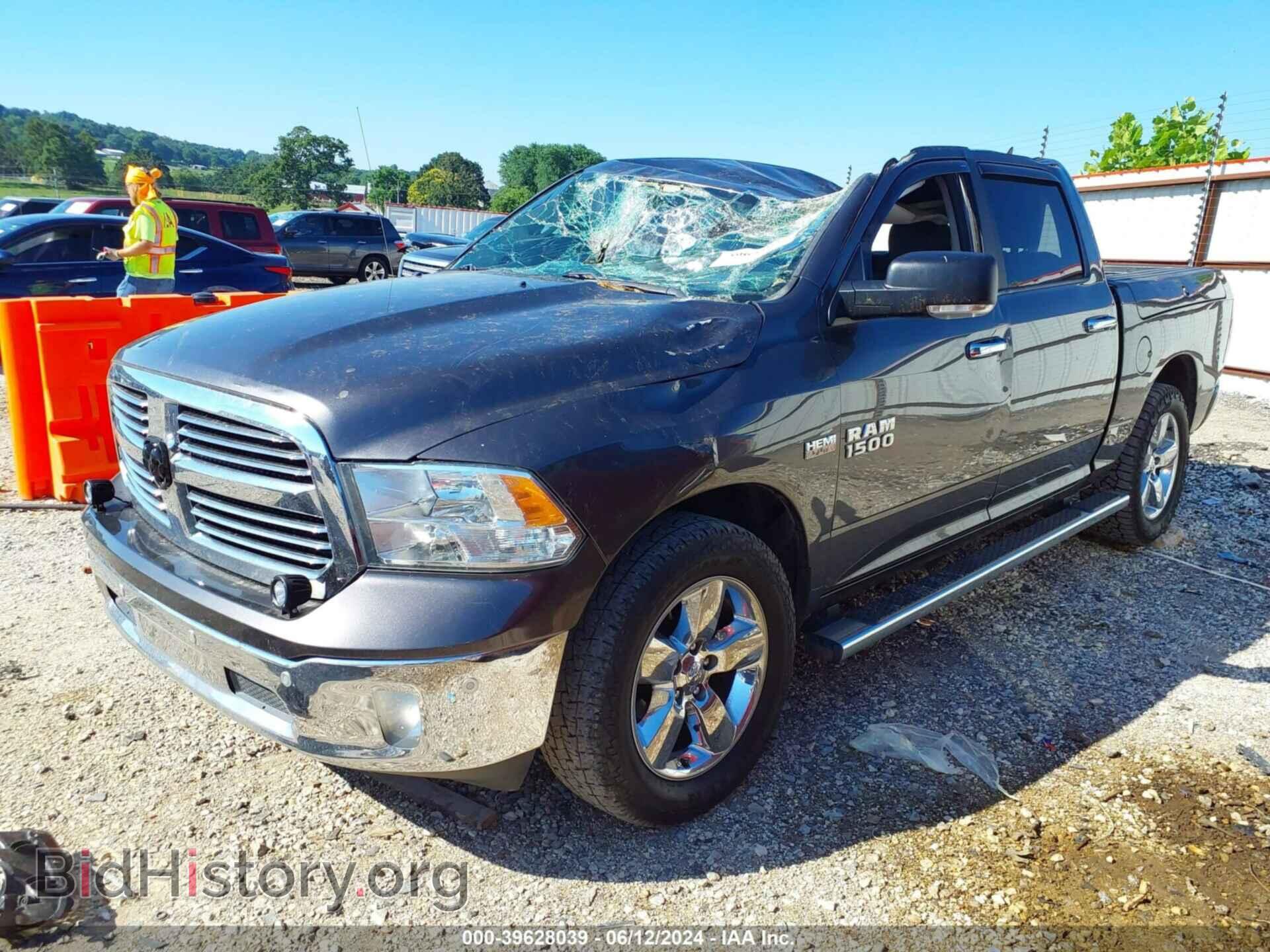 2017 RAM 1500 - VIN: 1C6RR7LTXHS597290 - Фото 2