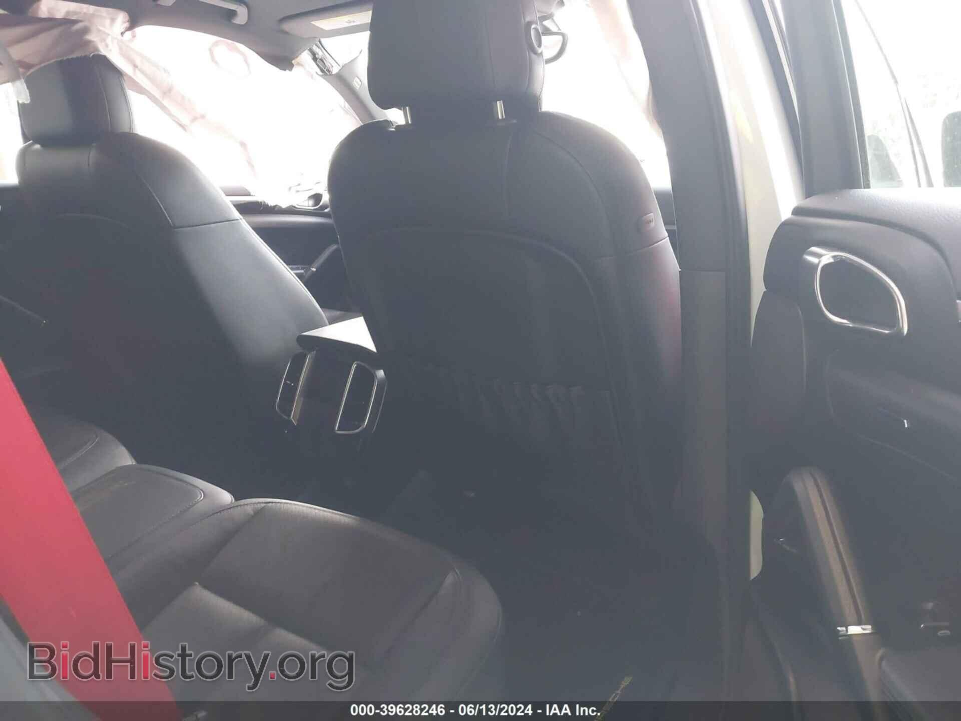 2012 PORSCHE CAYENNE - VIN: WP1AA2A21CLA12480 - Фото 8