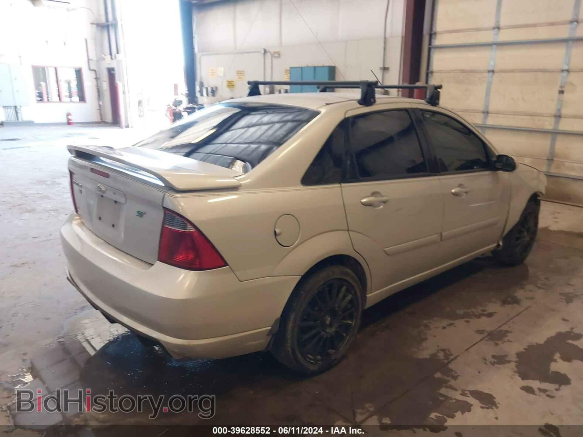 2007 FORD FOCUS - VIN: 1FAHP38Z07W350972 - Photo 4