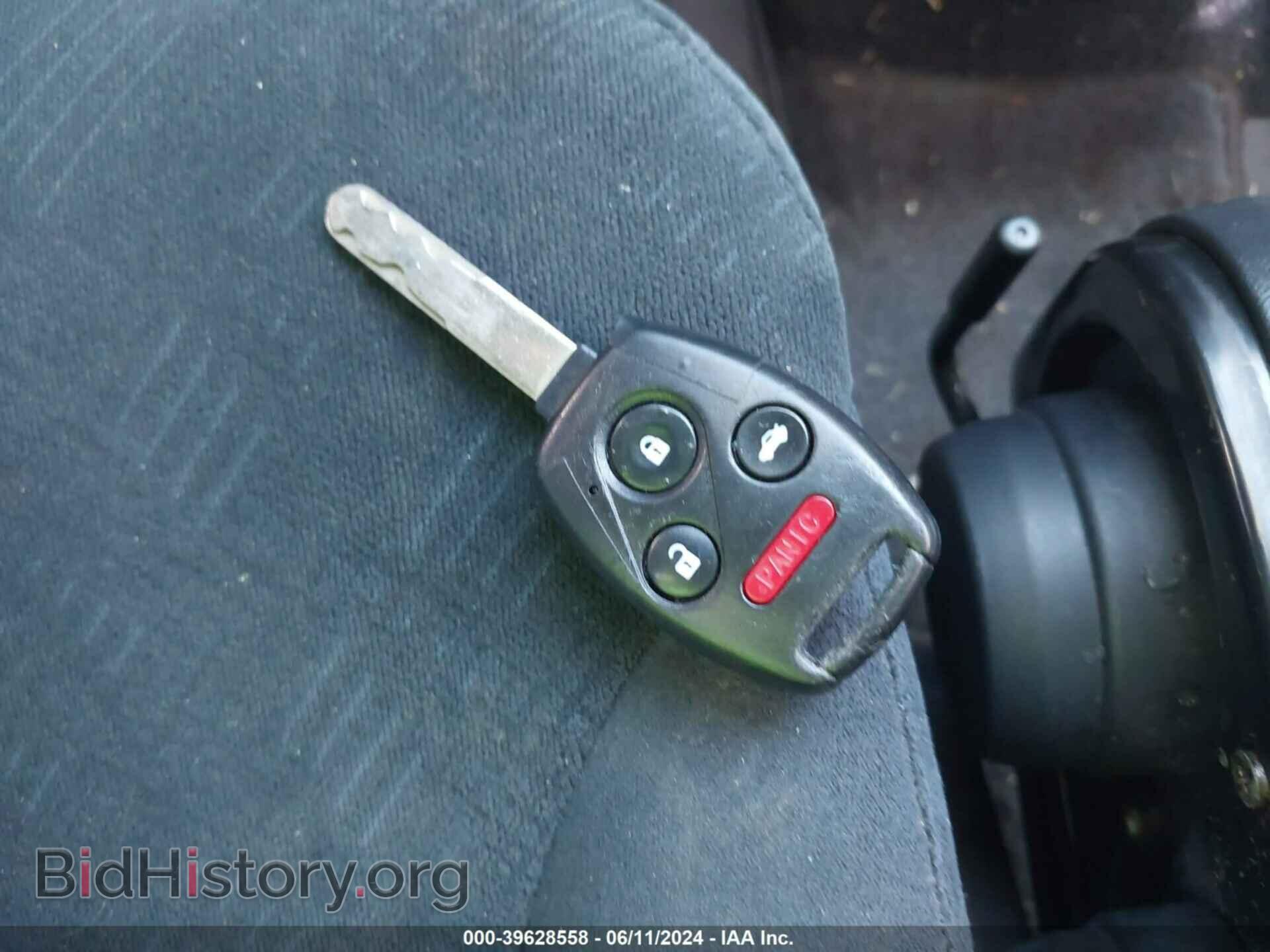 2006 HONDA CR-V - VIN: JHLRD78856C004635 - Фото 11