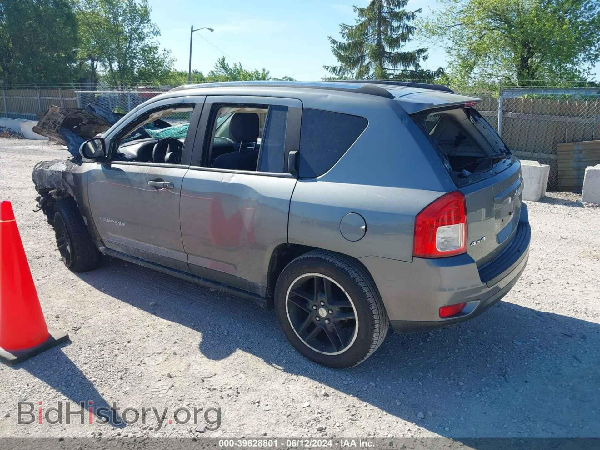 2012 JEEP COMPASS - VIN: 1C4NJDBB7CD509640 - Фото 3