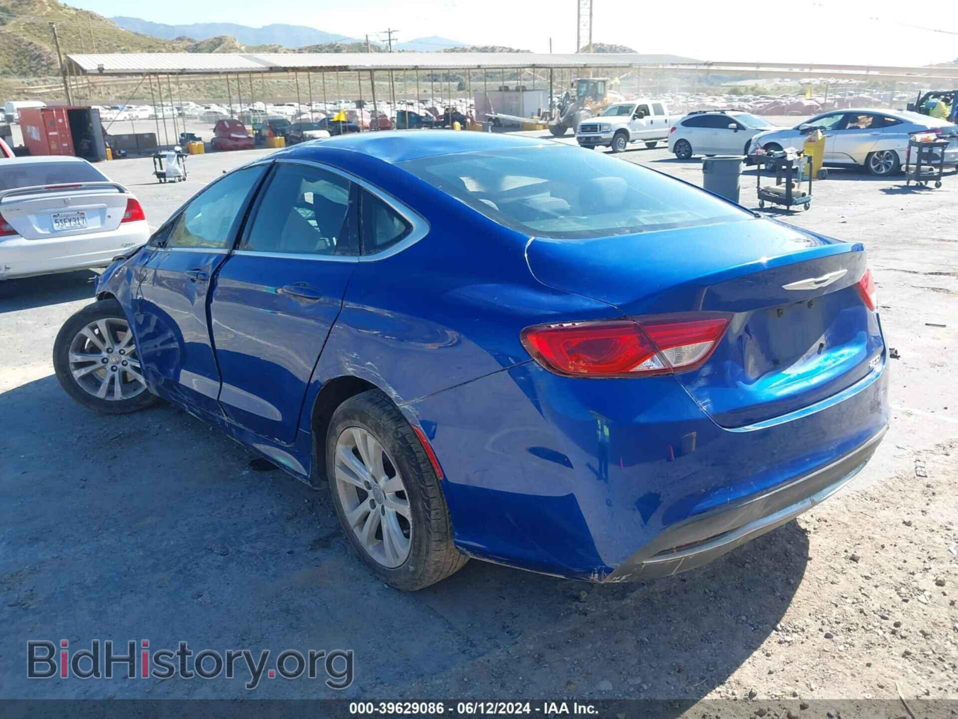 2016 CHRYSLER 200 - VIN: 1C3CCCAB0GN102275 - Фото 3