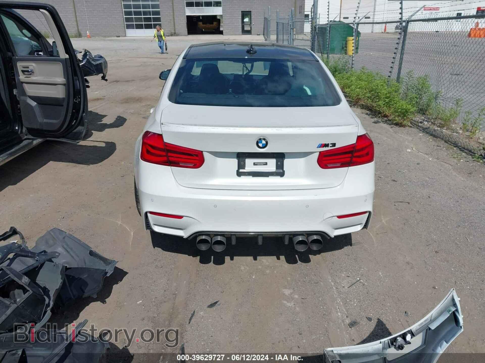 2018 BMW M3 - VIN: WBS8M9C59J5K99021 - Фото 16