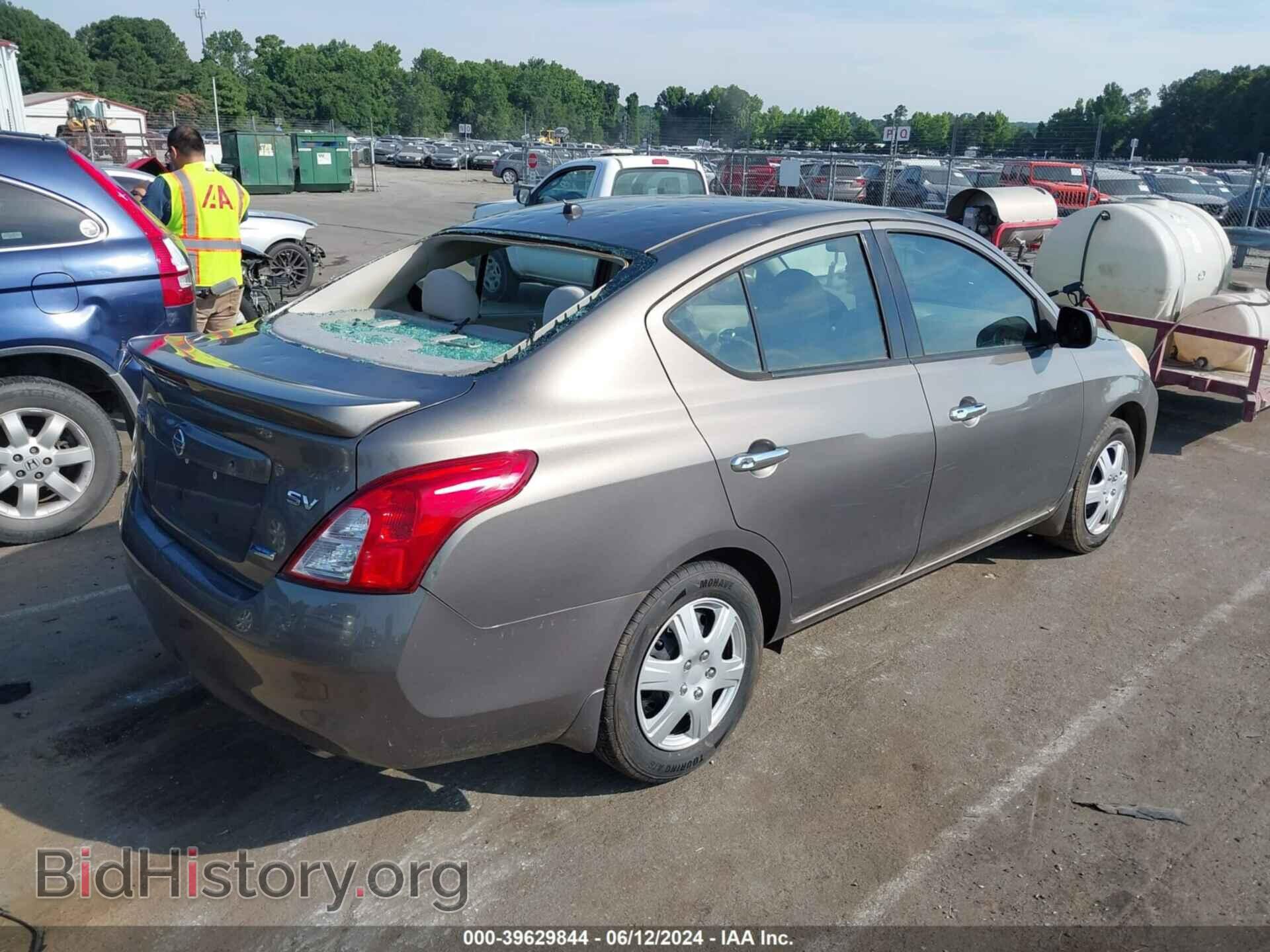 2014 NISSAN VERSA - VIN: 3N1CN7AP3EL827572 - Фото 4
