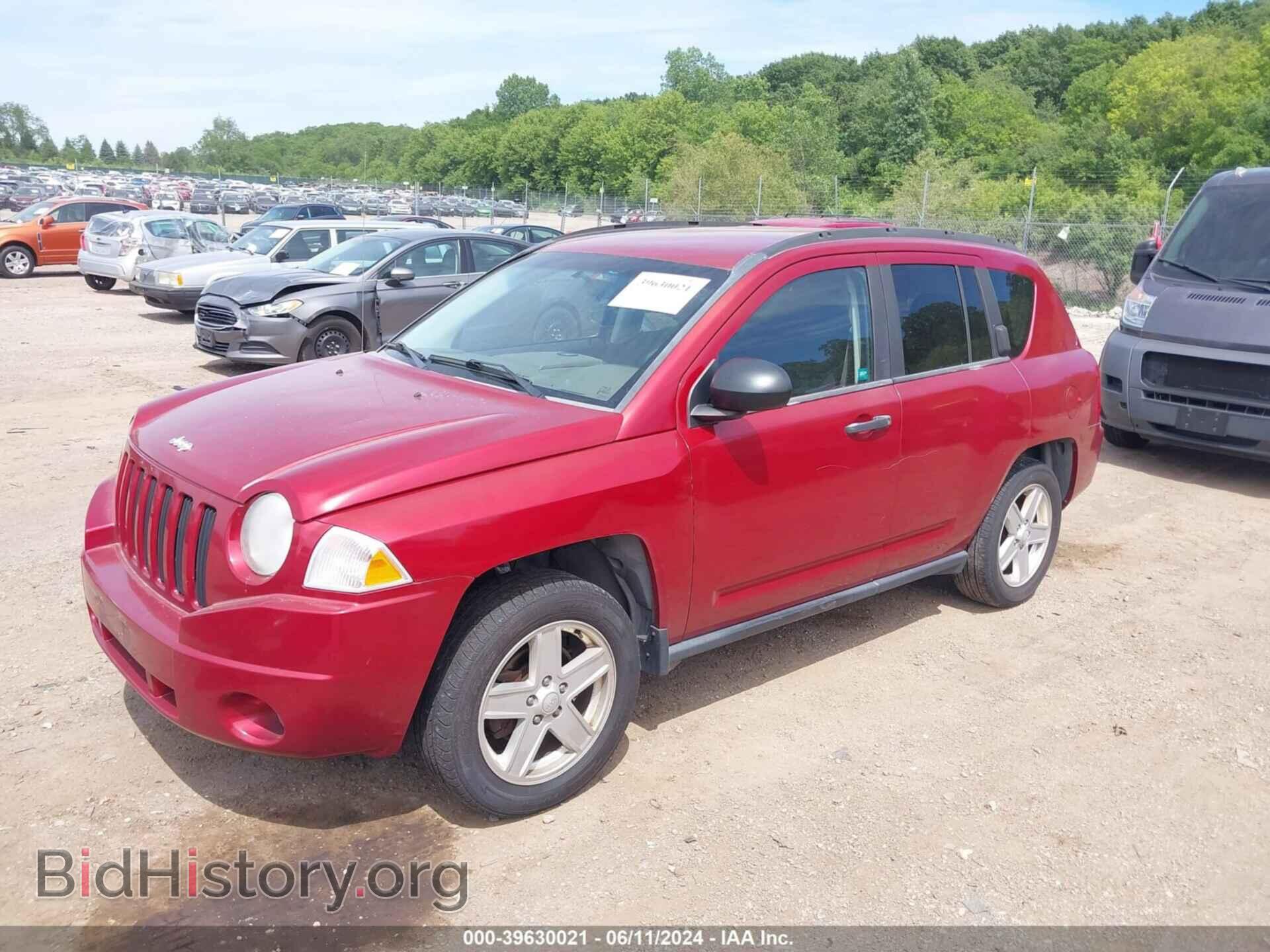 2007 JEEP COMPASS - VIN: 1J8FF47W07D205100 - Фото 2