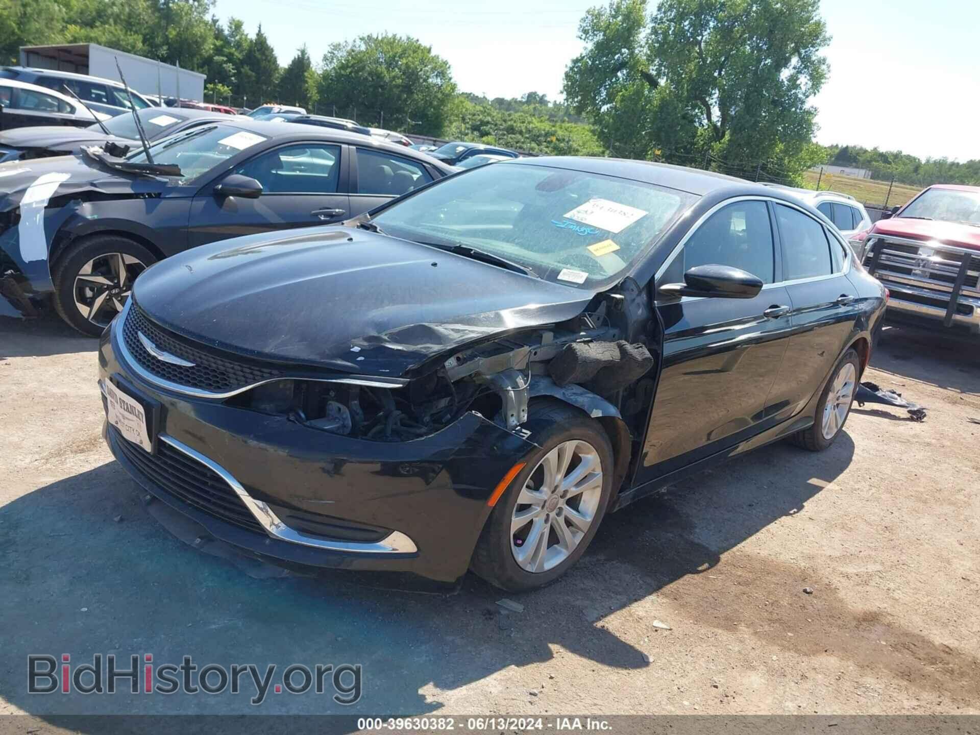 2016 CHRYSLER 200 - VIN: 1C3CCCAB7GN152154 - Фото 2