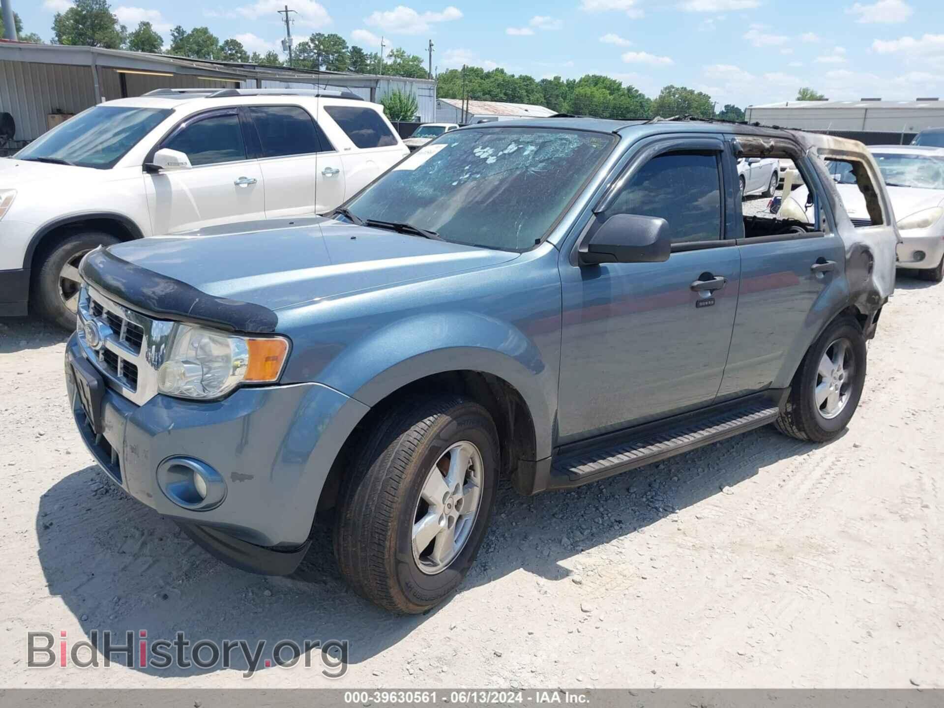 2010 FORD ESCAPE - VIN: 1FMCU0D71AKB93818 - Фото 2
