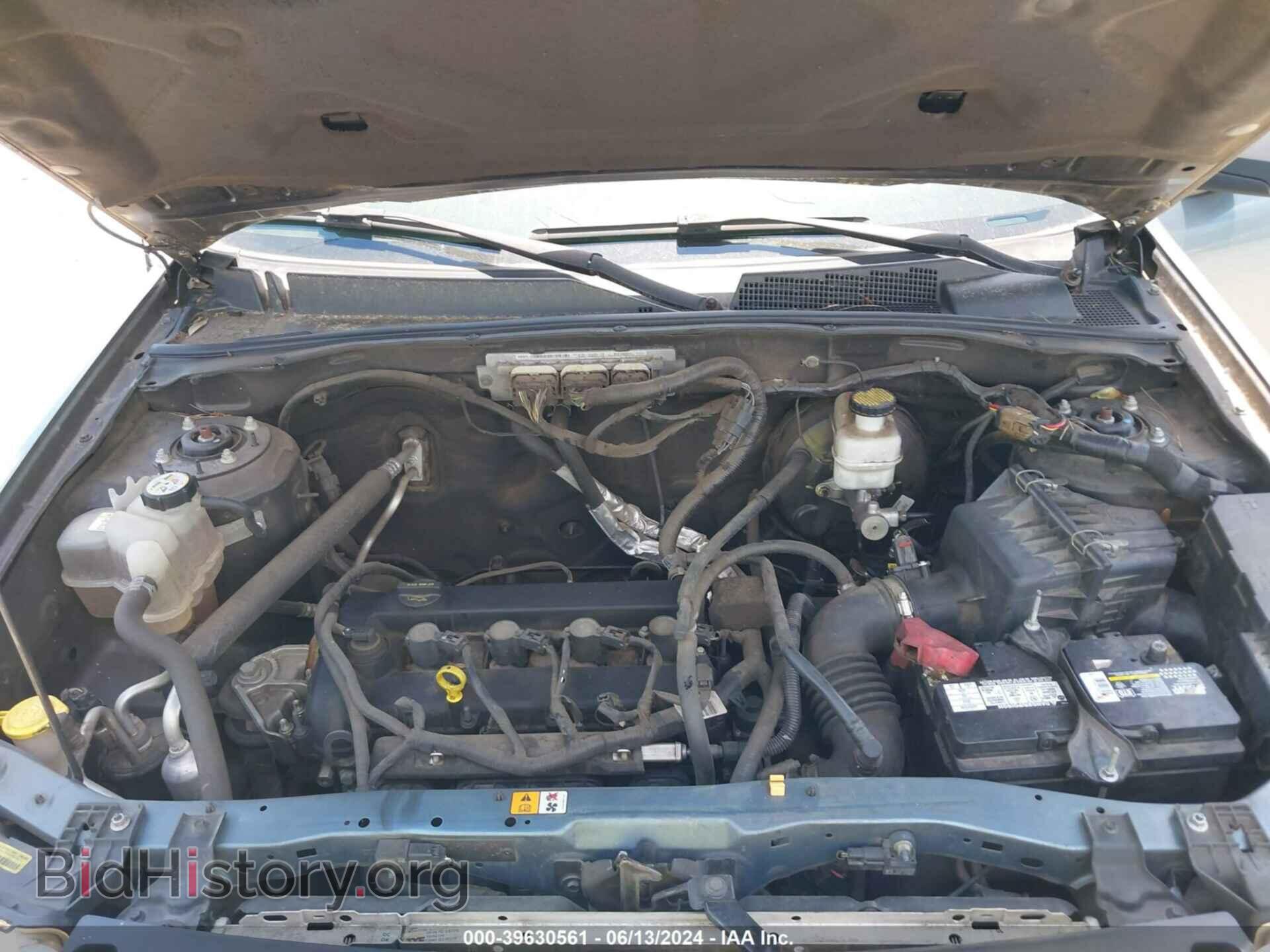 2010 FORD ESCAPE - VIN: 1FMCU0D71AKB93818 - Фото 10