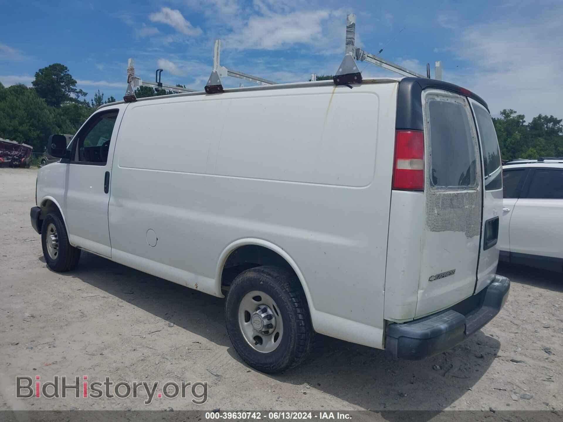 2010 CHEVROLET EXPRESS 2500 - VIN: 1GCZGFDA1A1131393 - Фото 3
