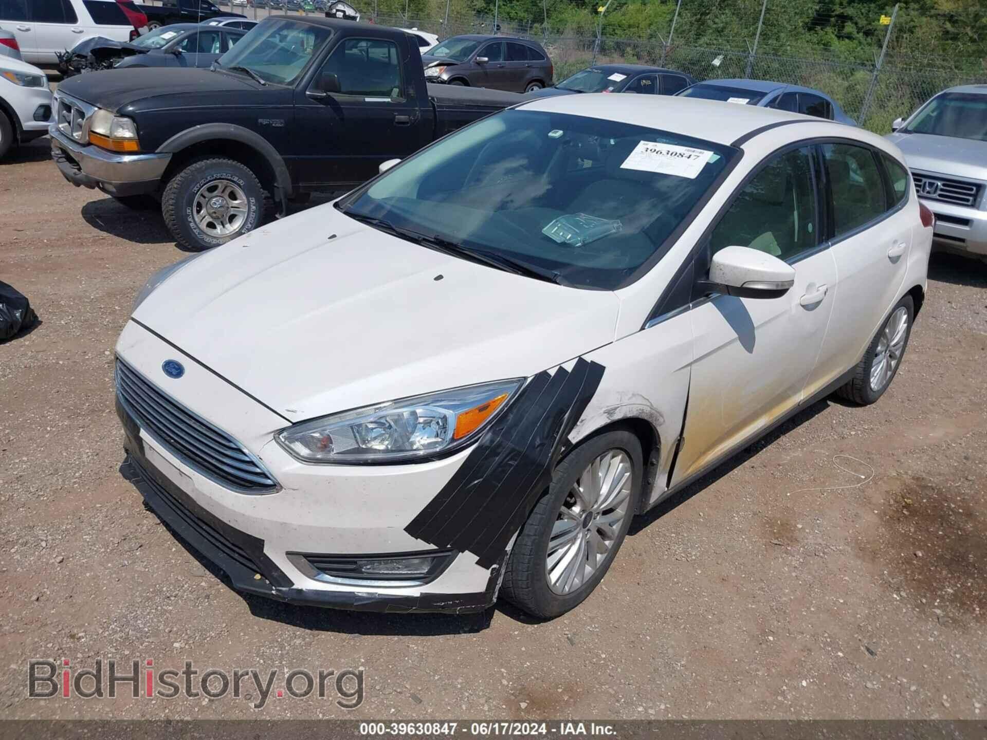 2016 FORD FOCUS - VIN: 1FADP3N26GL299629 - Фото 2