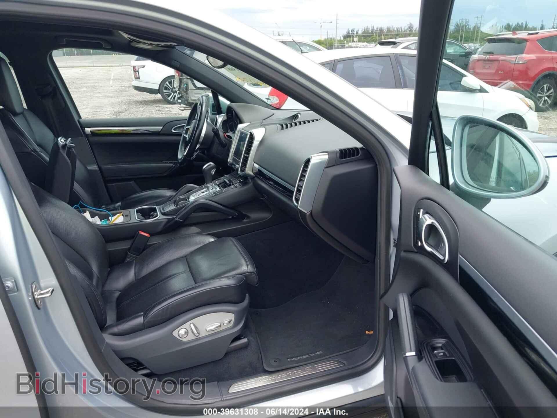 2017 PORSCHE CAYENNE - VIN: WP1AB2A27HLA51689 - Фото 5