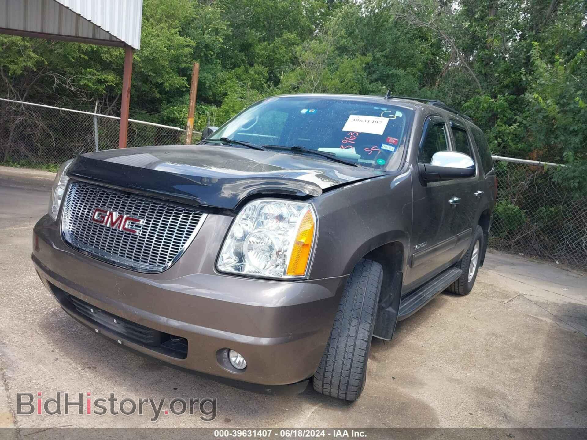 2013 GMC YUKON - VIN: 1GKS1AE06DR307490 - Фото 2